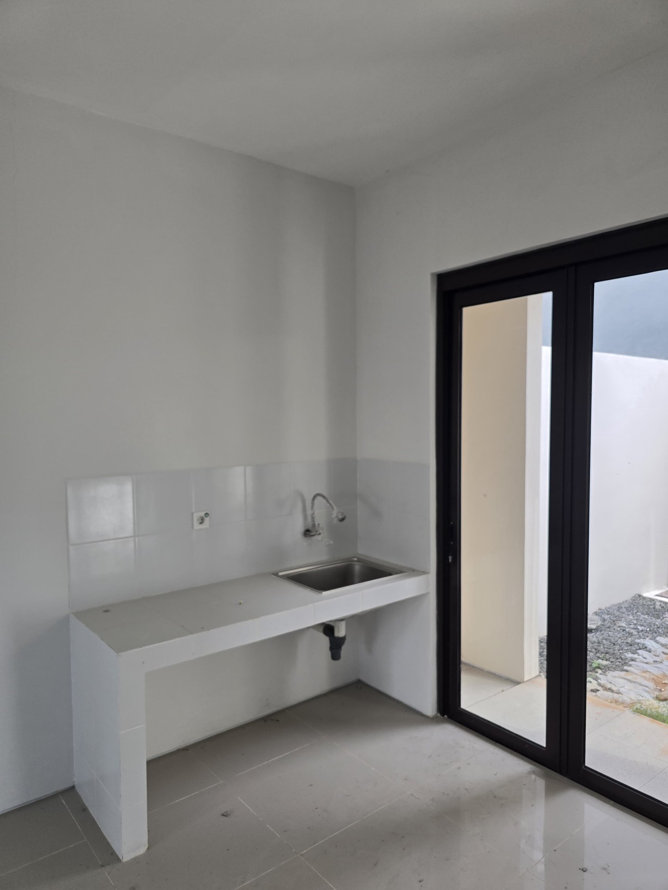 Dijual Rumah minimalis modern di Citra Garden Serpong BSD Tangerang Selatan