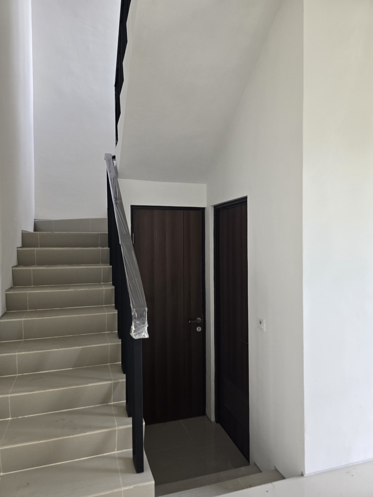 Dijual Rumah minimalis modern di Citra Garden Serpong BSD Tangerang Selatan