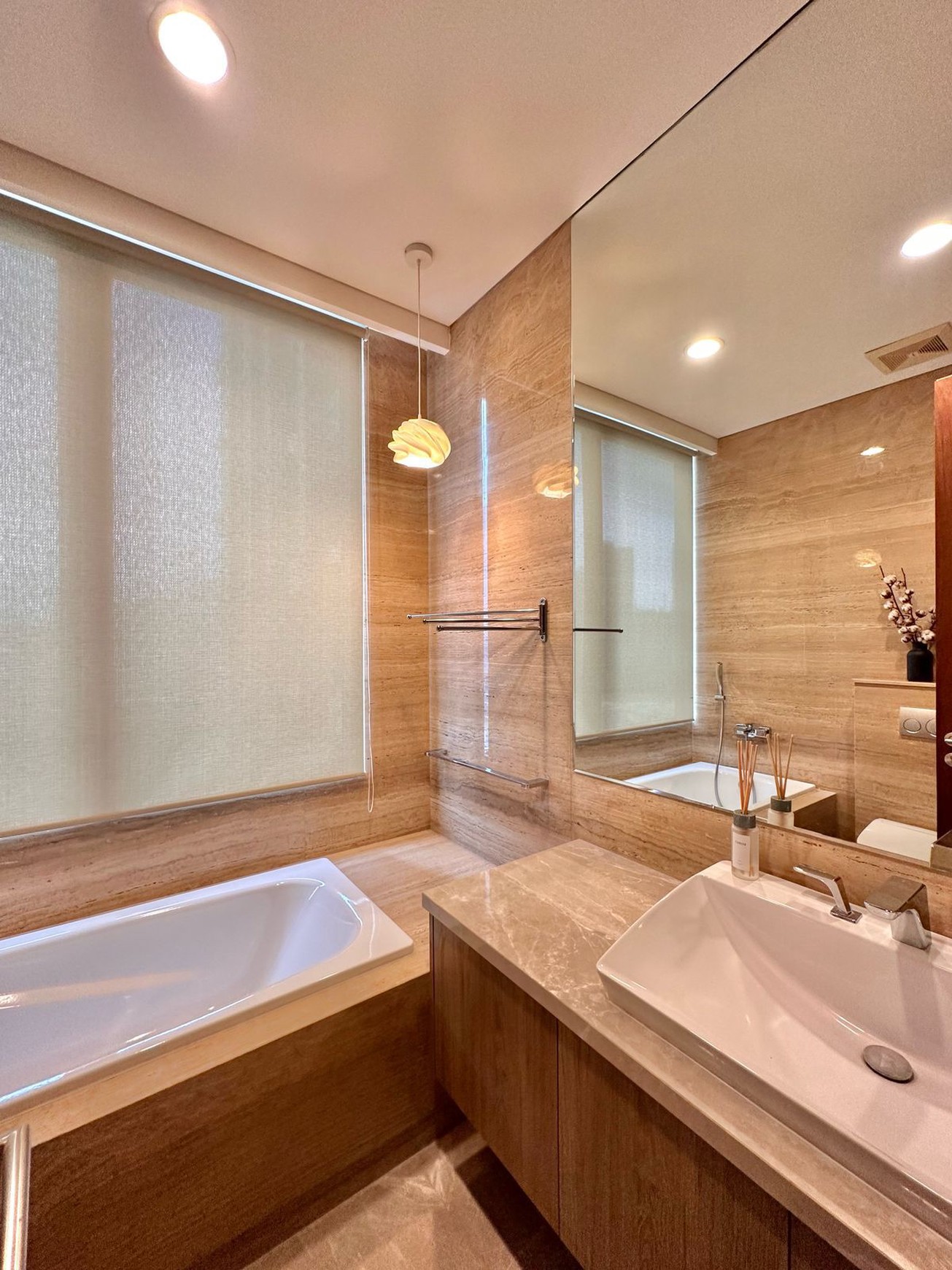 Apartemen The Elements 3-Bedroom Premium Area Kuningan Selangkah dari Epiwalk Mall dan Trans Jakarta