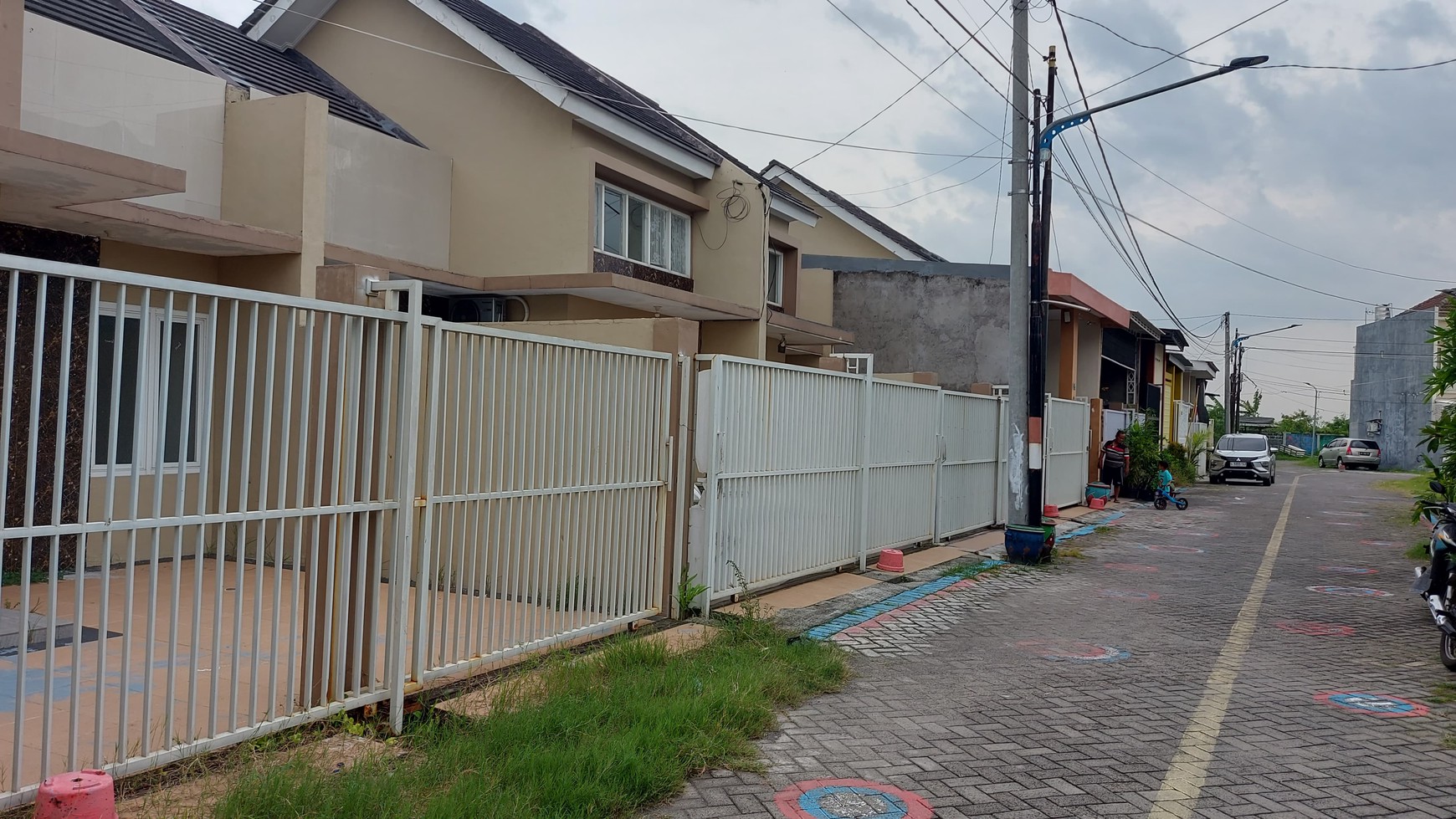 Dijual Rumah Baru Rungkut MERR Surabaya - Harga 575 Juta Dekat Fasilitas Umum