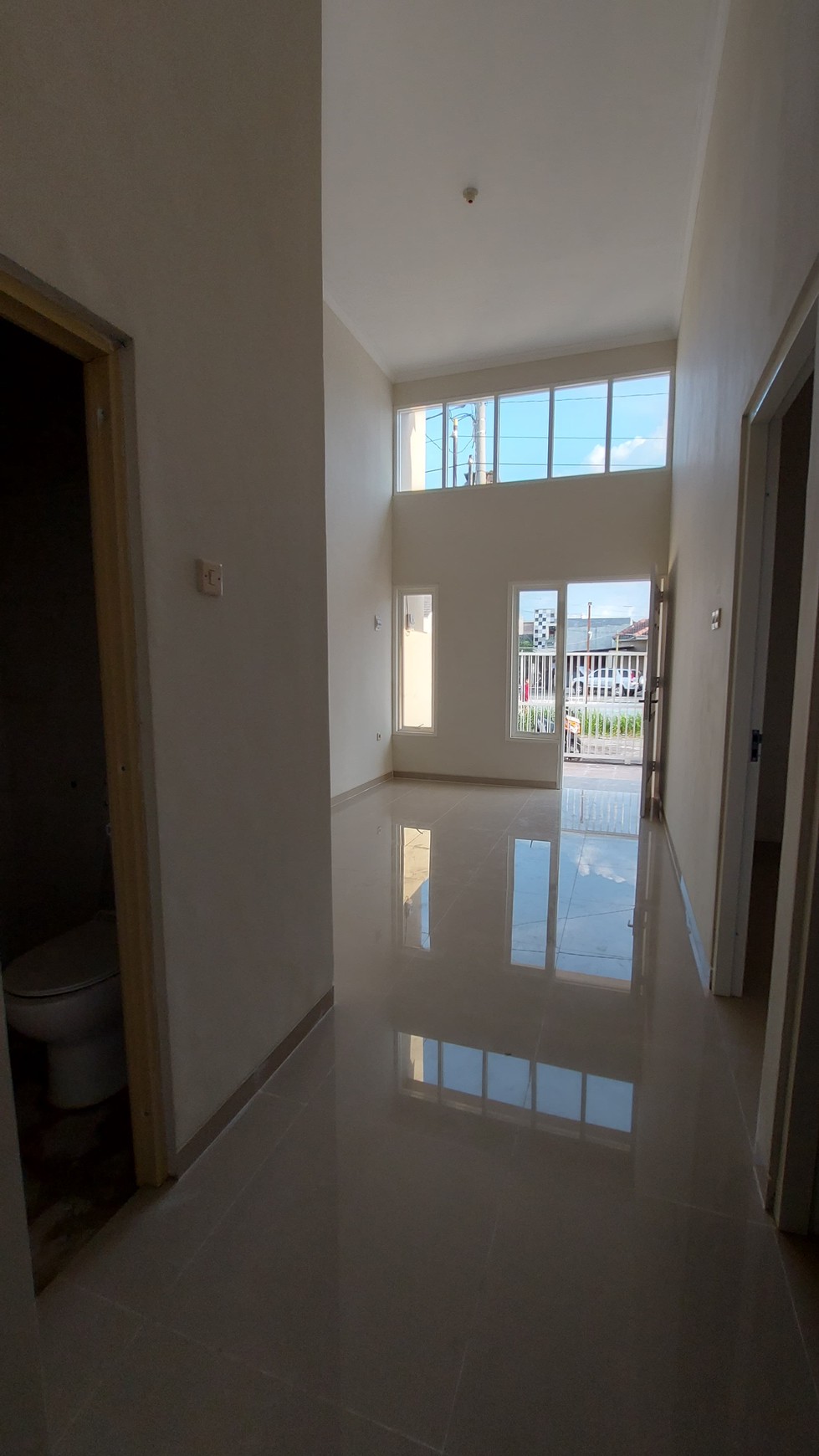 Rumah Dijual Rungkut MERR Surabaya Timur 575 Juta - Cocok untuk Keluarga Muda