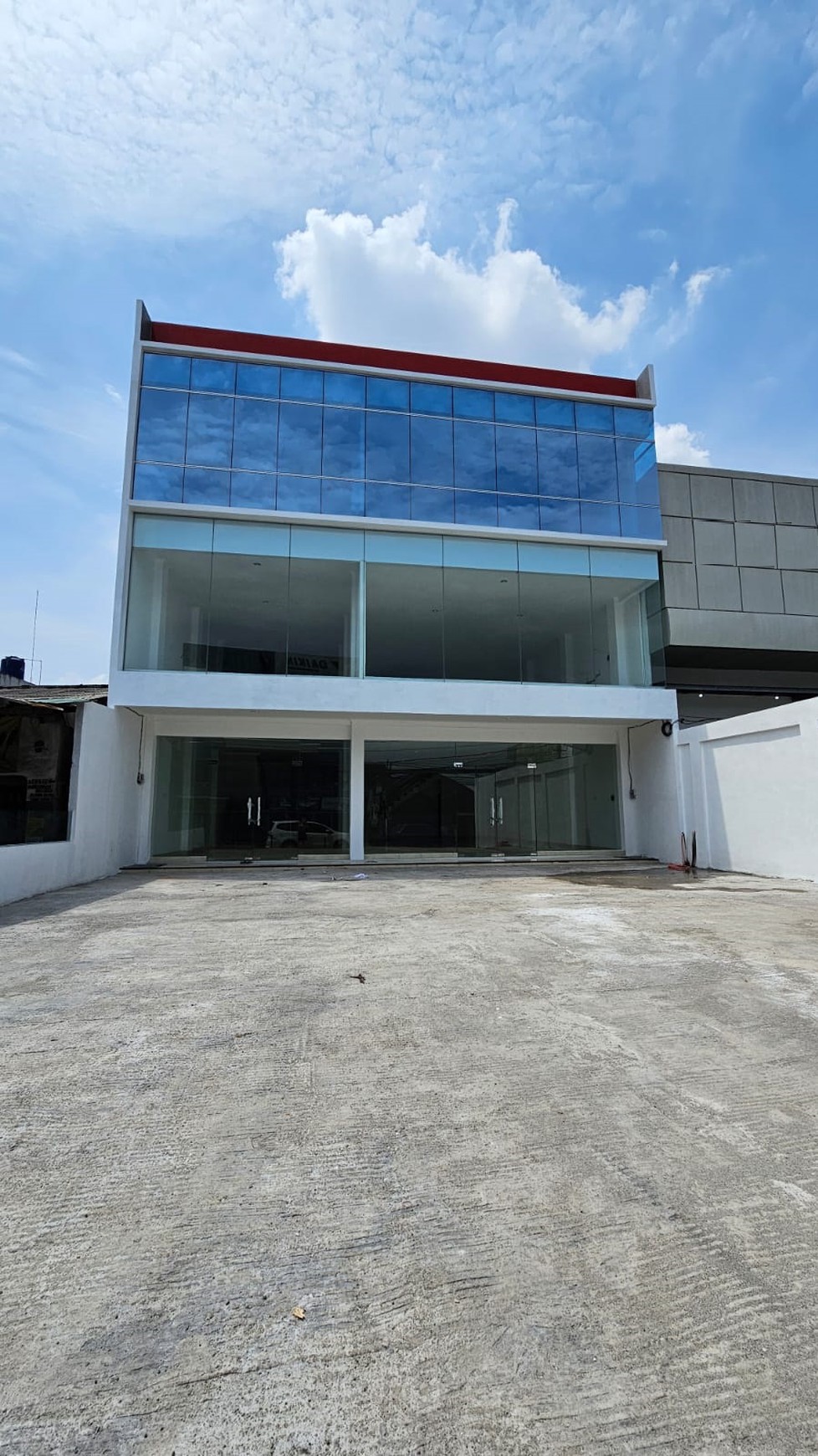 Ruko Brand New 3,5Lantai Diarea Rempoa Dekat Gate Tol Veteran