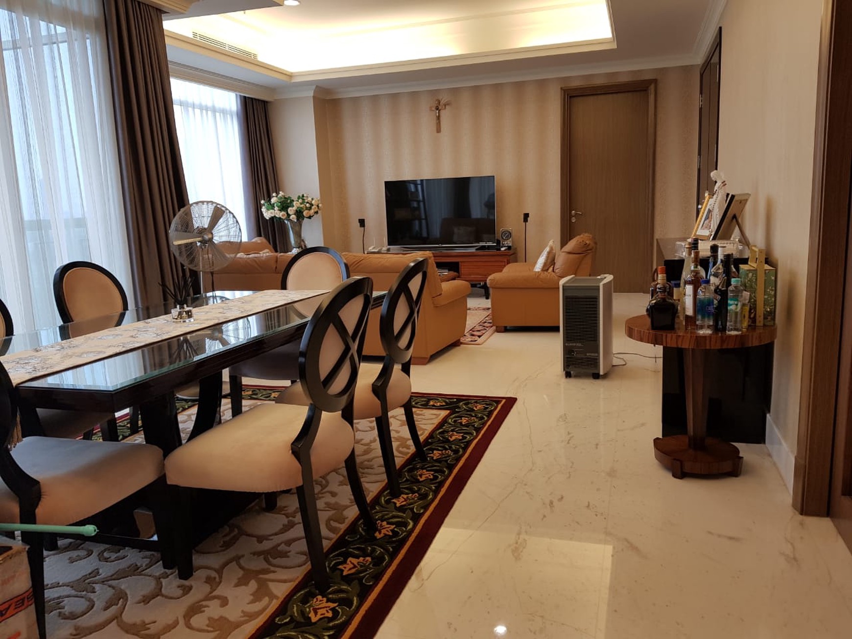 Apartemen Botanica Simprug Jakarta Selatan