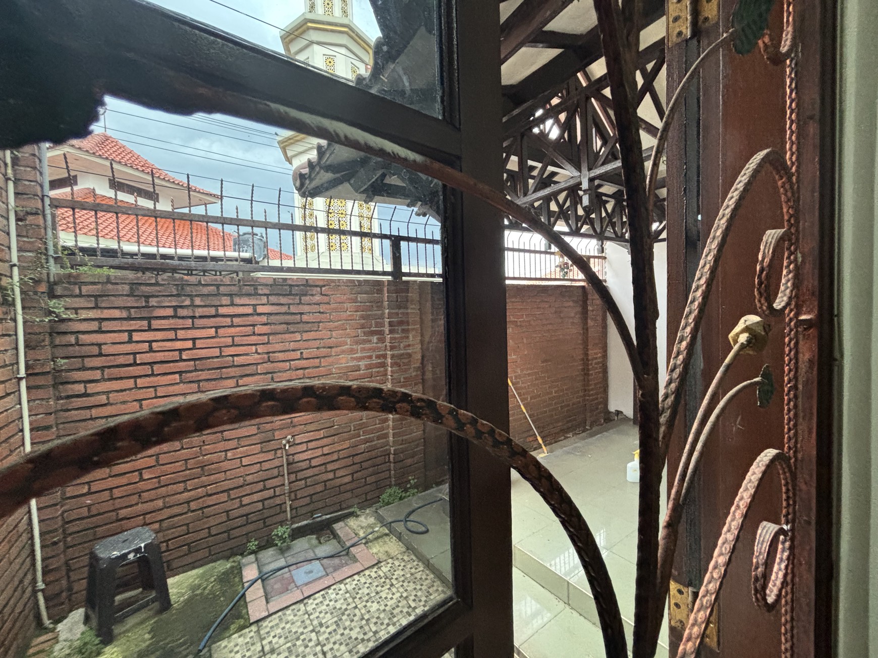 Rumah Super Murah BU! Di Kompleks Departemen Penerangan Depok