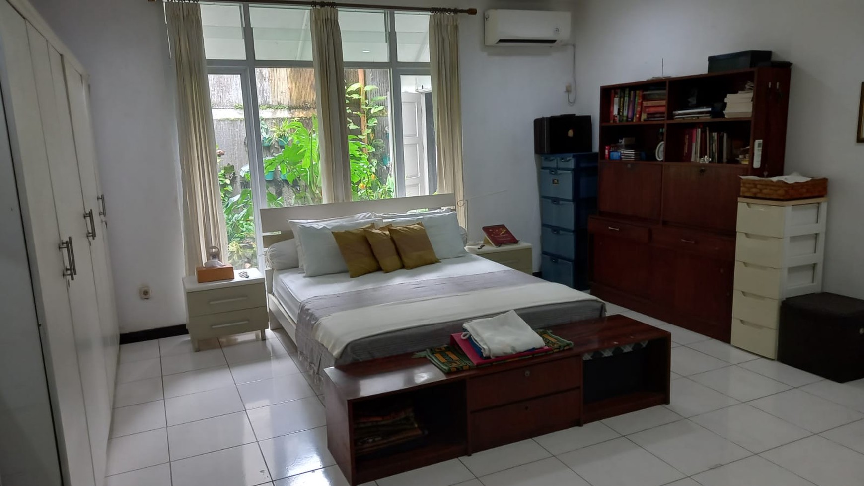 Rumah siap huni,bagus di Bintaro Jaya Sektor 9