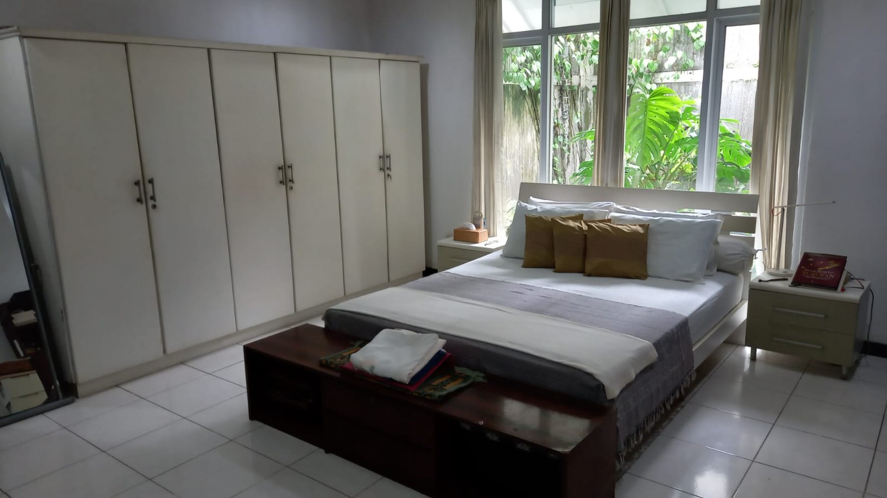 Rumah siap huni,bagus di Bintaro Jaya Sektor 9