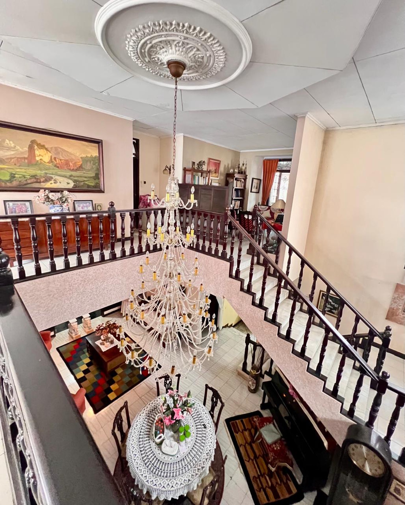 Rumah Bagus Di Jl YRS Veteran Bintaro Jakarta Selatan
