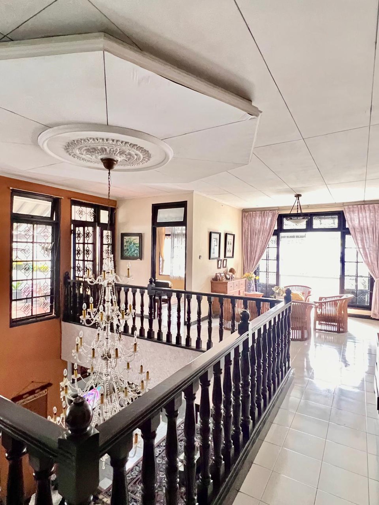 Rumah Bagus Di Jl YRS Veteran Bintaro Jakarta Selatan