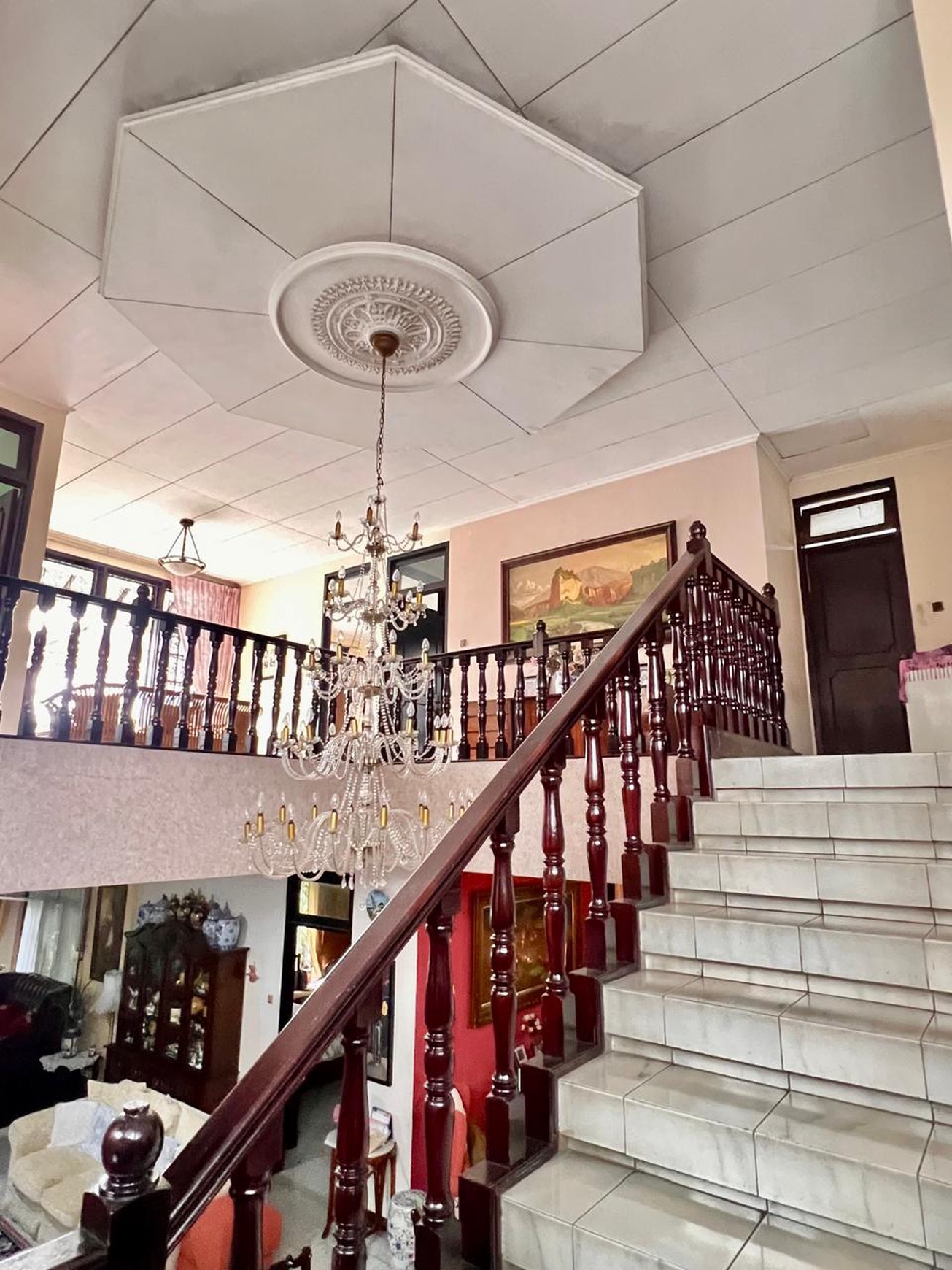 Rumah Bagus Di Jl YRS Veteran Bintaro Jakarta Selatan