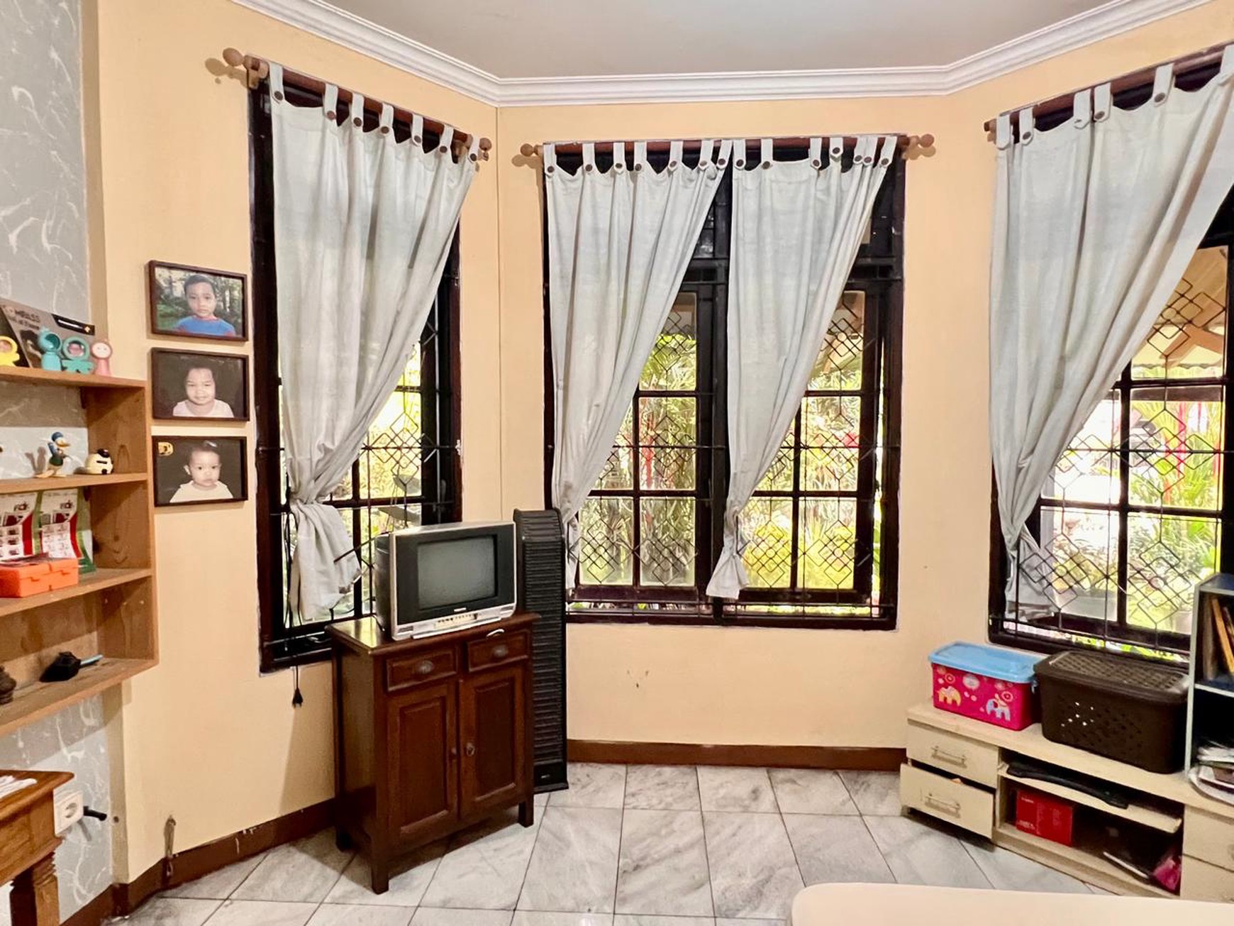 Rumah Bagus Di Jl YRS Veteran Bintaro Jakarta Selatan
