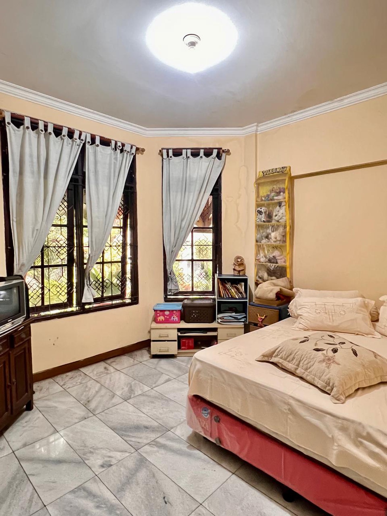 Rumah Bagus Di Jl YRS Veteran Bintaro Jakarta Selatan