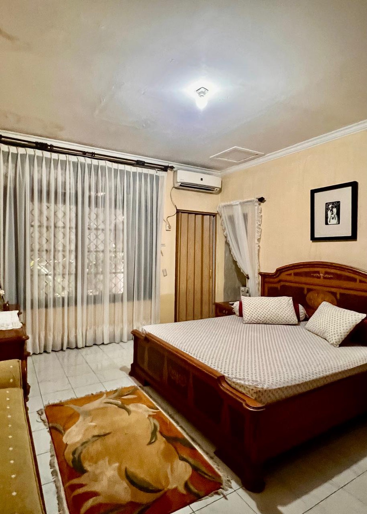 Rumah Bagus Di Jl YRS Veteran Bintaro Jakarta Selatan
