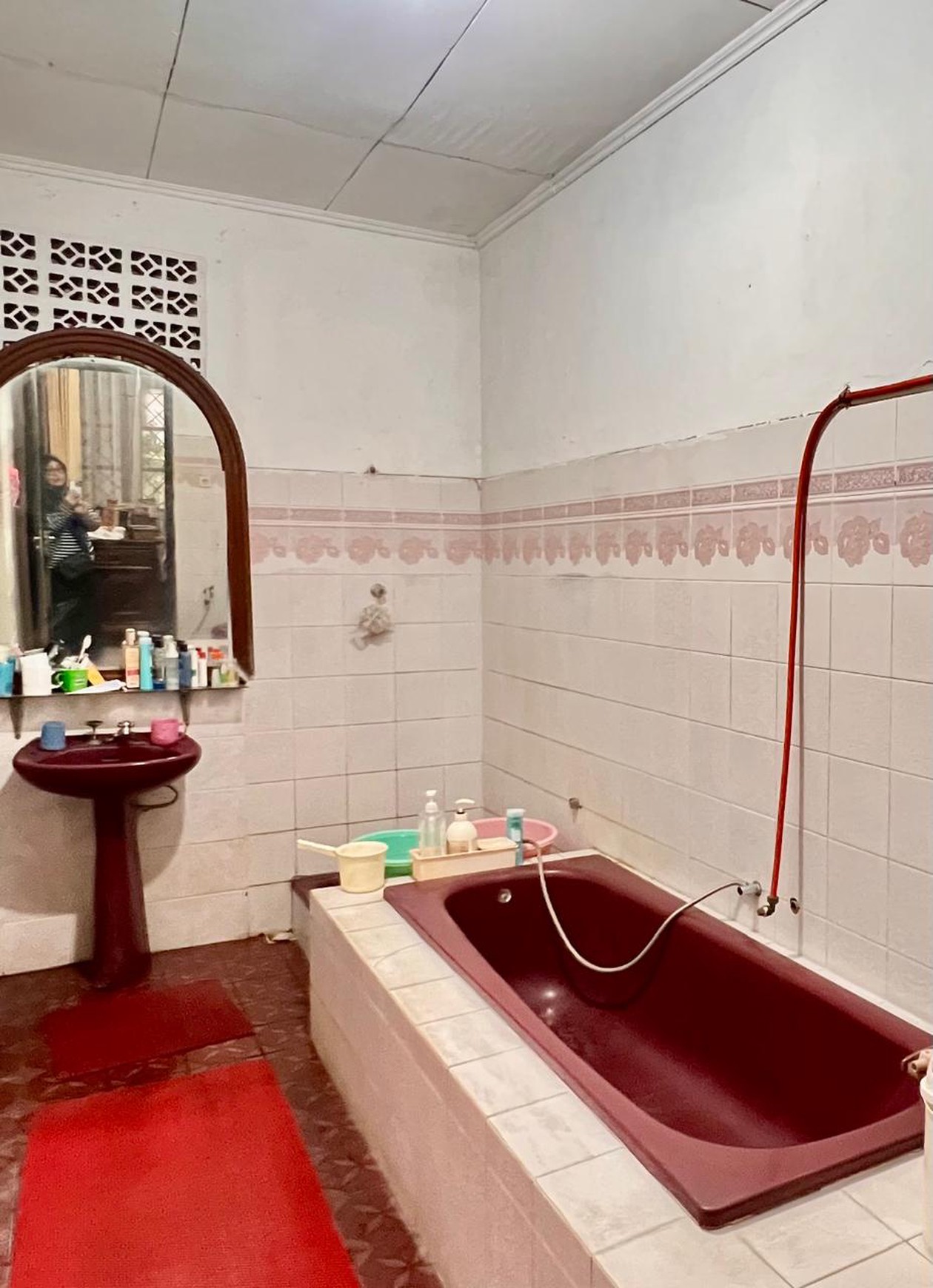 Rumah Bagus Di Jl YRS Veteran Bintaro Jakarta Selatan
