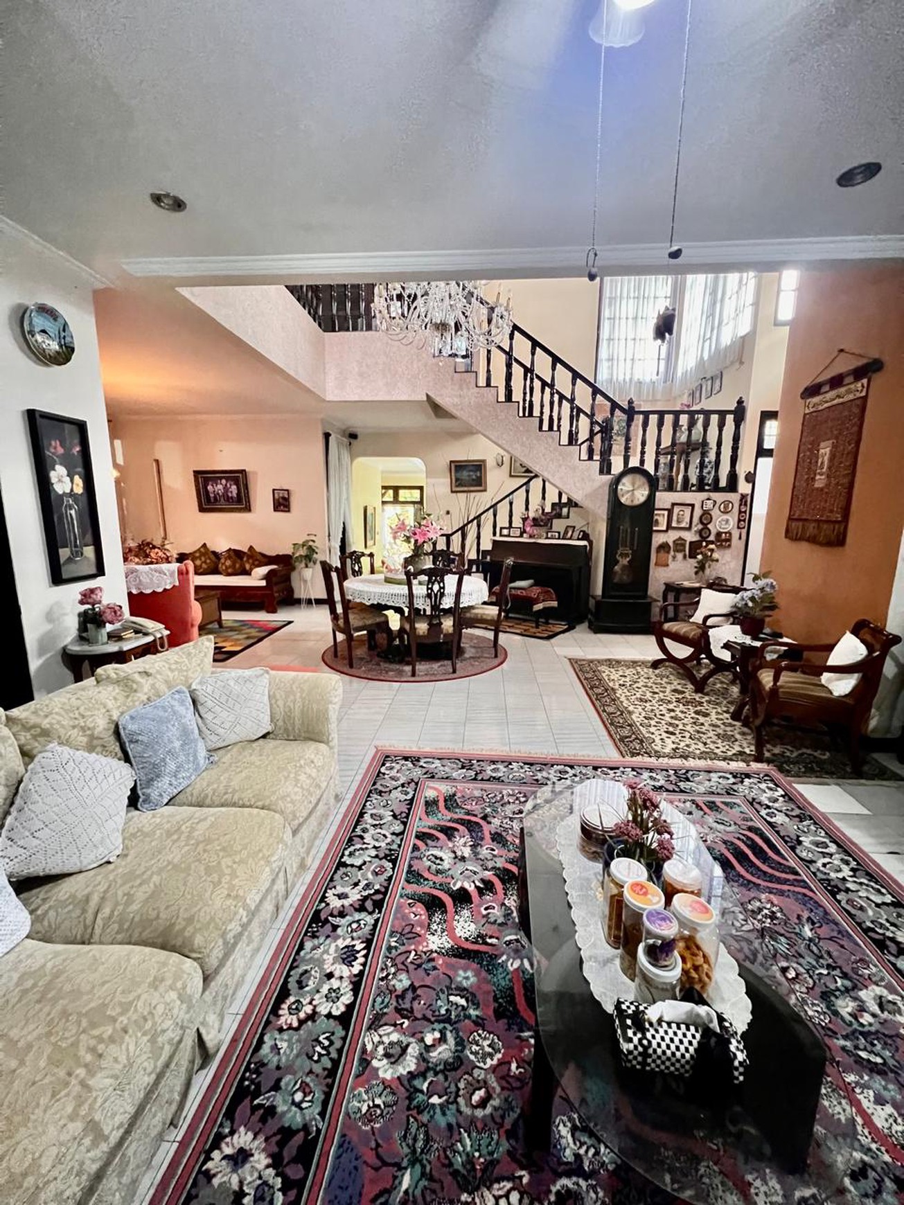 Rumah Bagus Di Jl YRS Veteran Bintaro Jakarta Selatan
