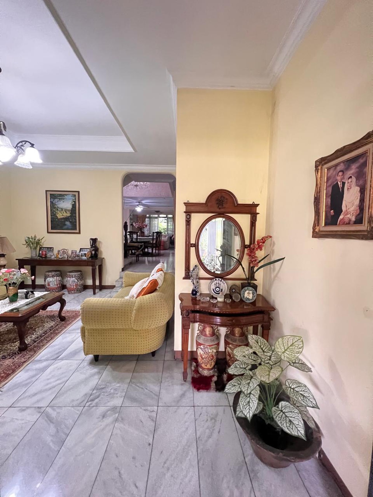 Rumah Bagus Di Jl YRS Veteran Bintaro Jakarta Selatan