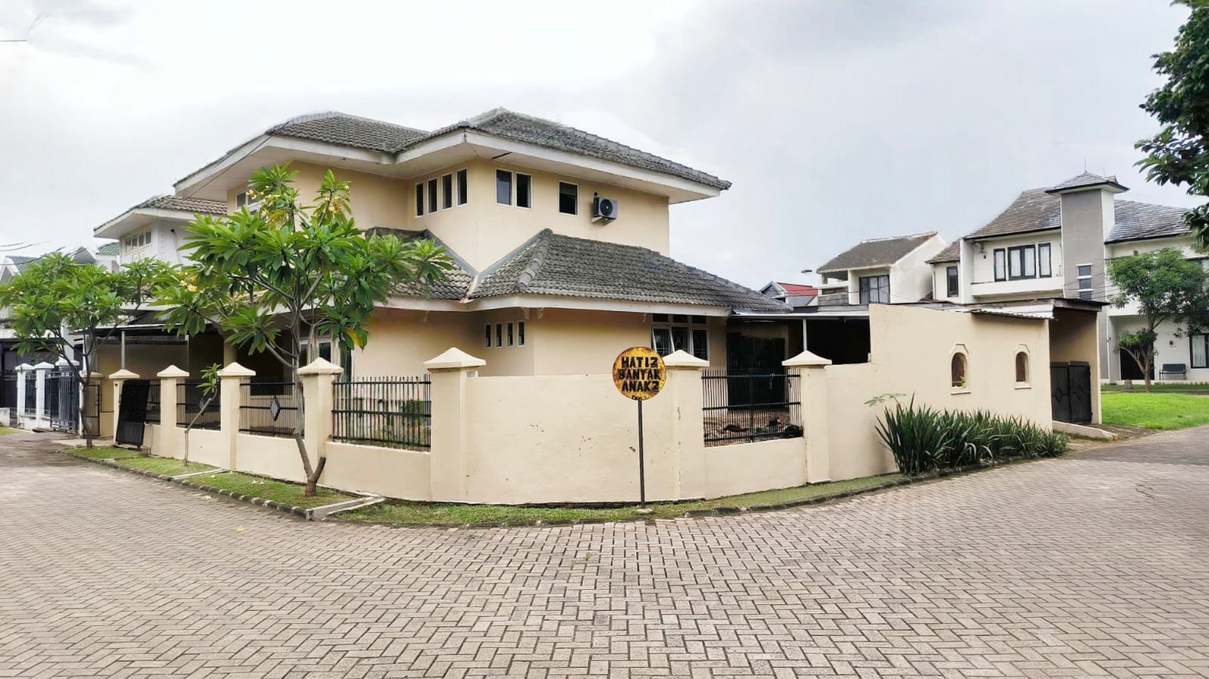 Rumah Bagus Di Graha Raya Bintaro Jaya Tangerang Selatan