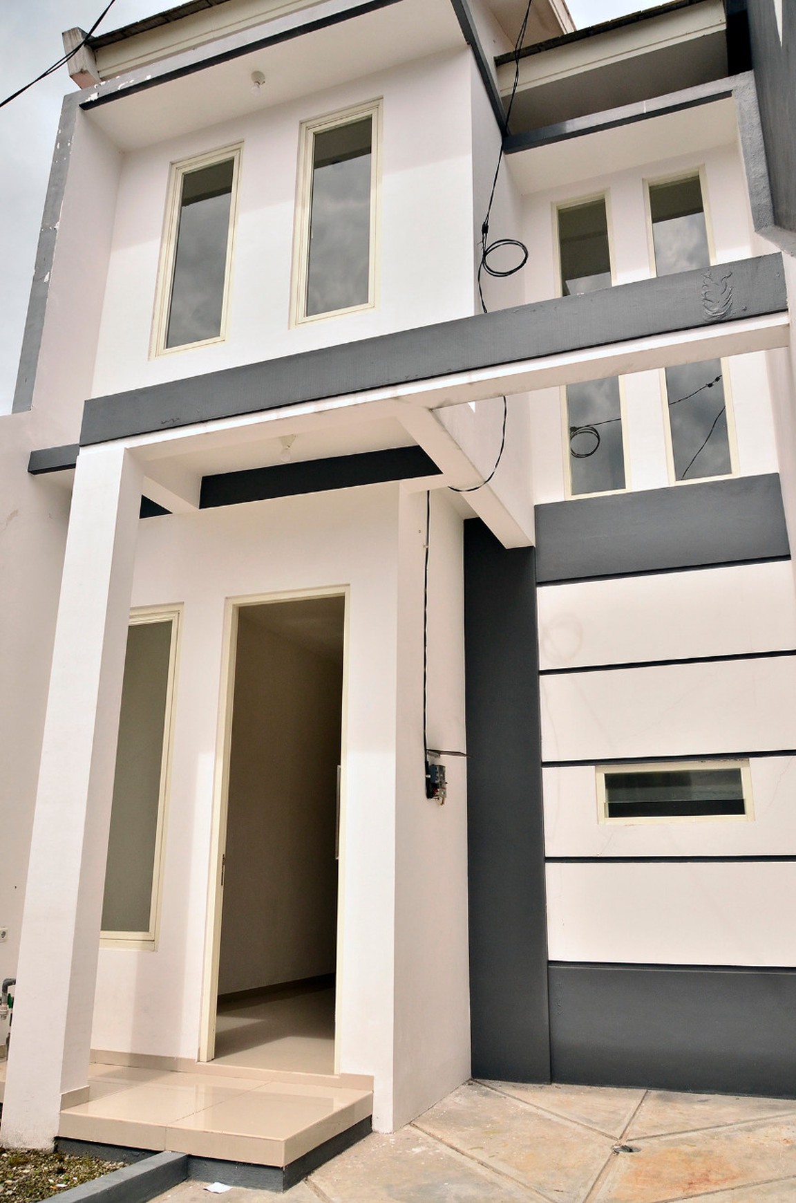 Dijual Cepat Rumah Siap Huni Bagus Di Karang Asem Ploso Surabaya