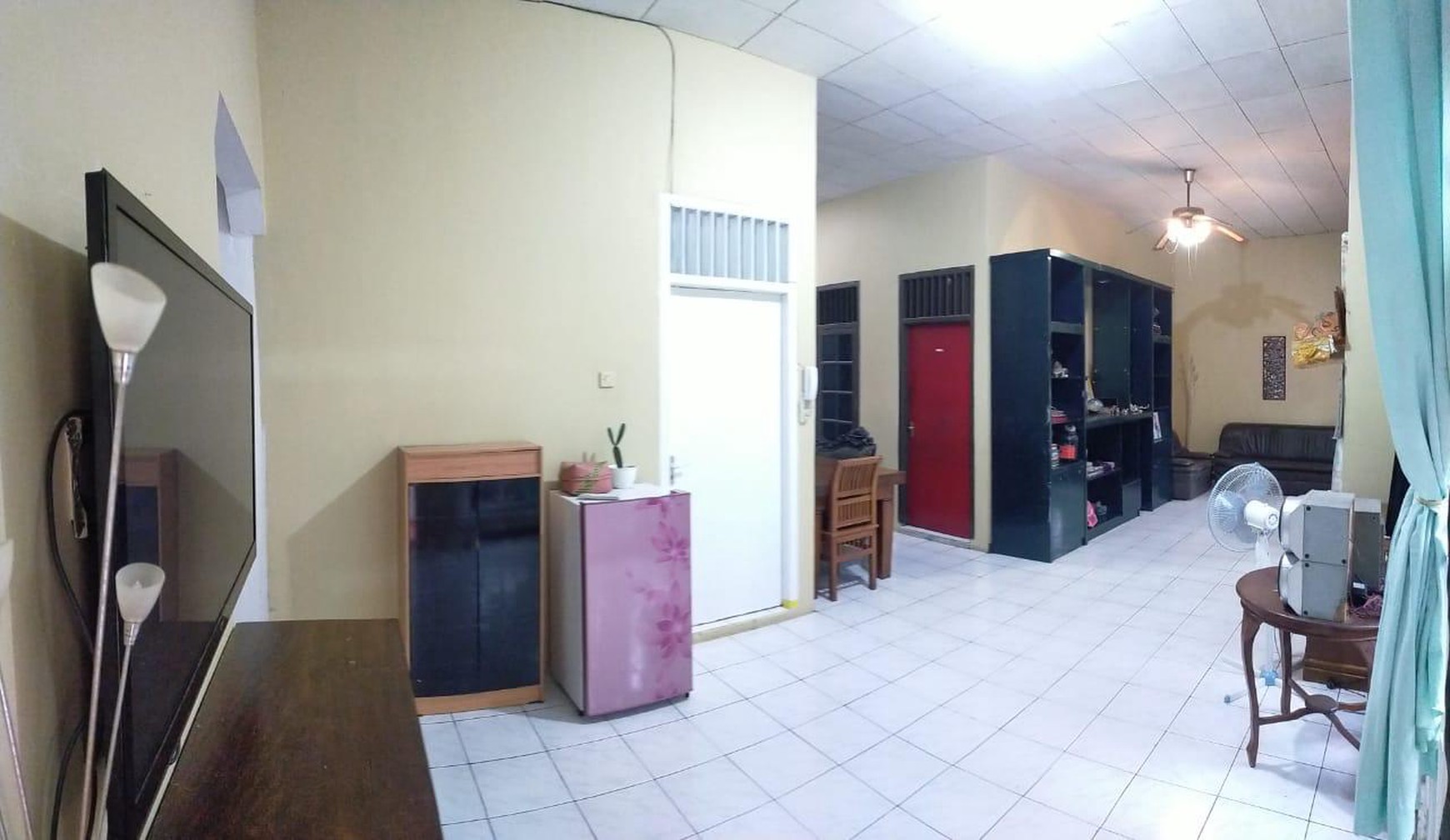 Di Jual Cepat rumah Tua siap huni 1 lantai Di cirendeu