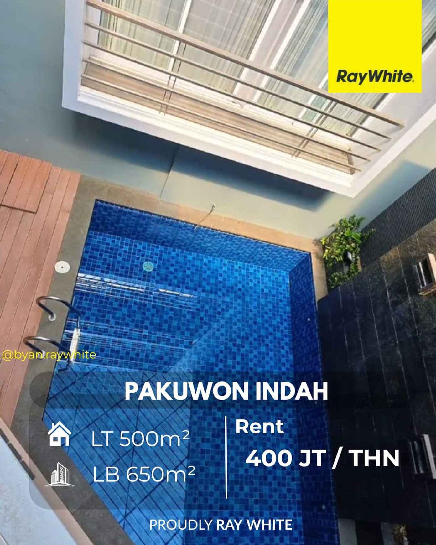 DISEWA RUMAH MEWAH PRIVATE SWIMMING POOL - PAKUWON INDAH