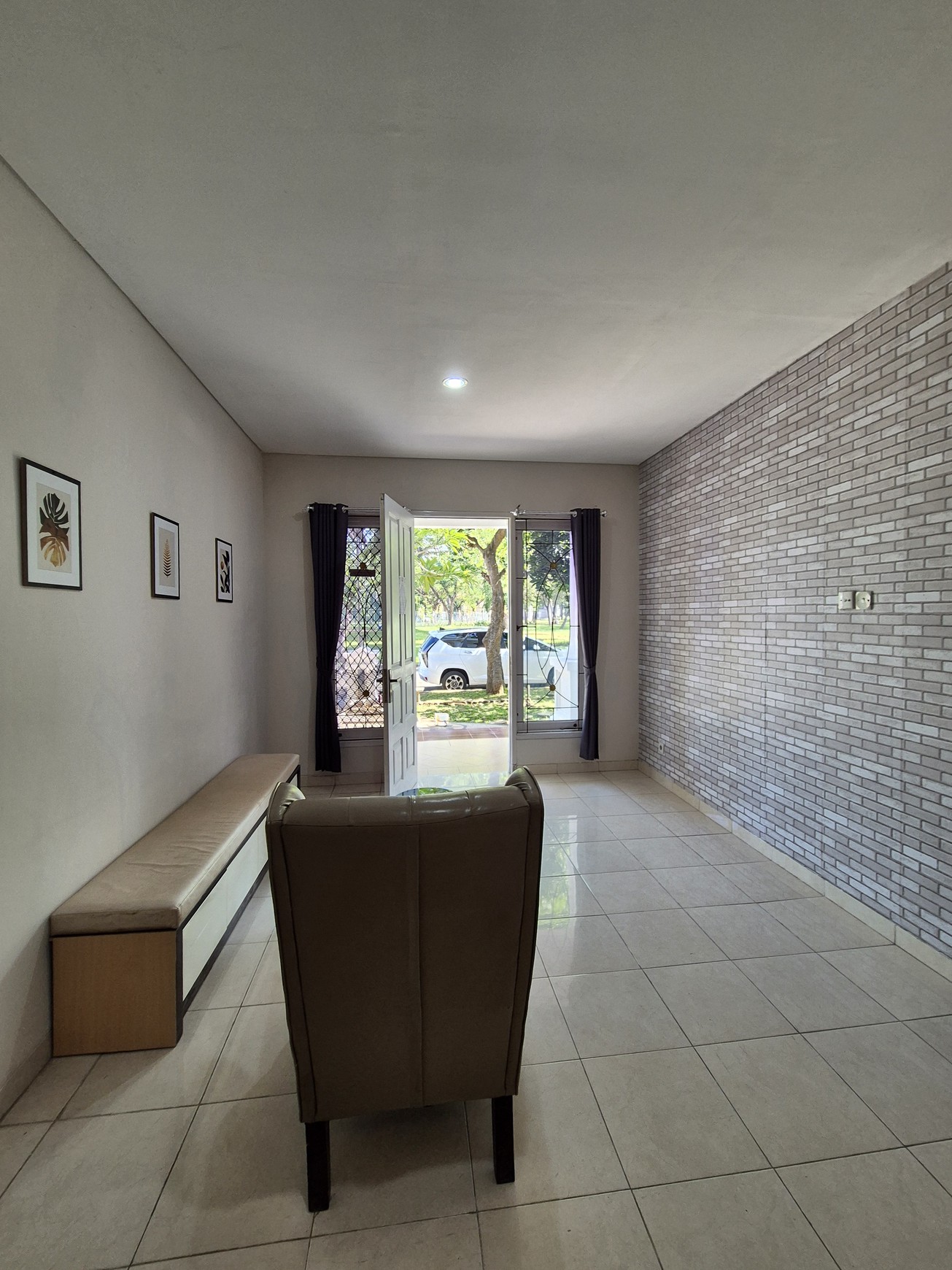 Disewakan Laguna Regency Full Furnish di Pakuwon City Surabaya Barat