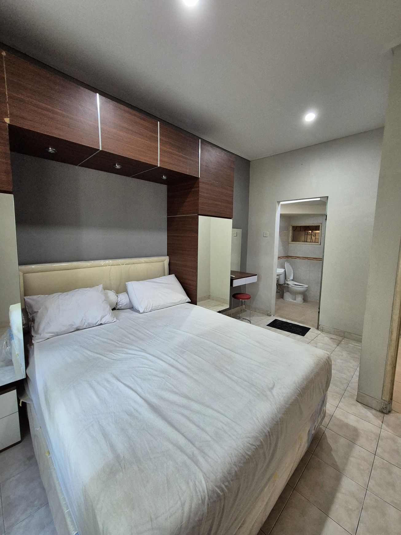 Disewakan Laguna Regency Full Furnish di Pakuwon City Surabaya Barat