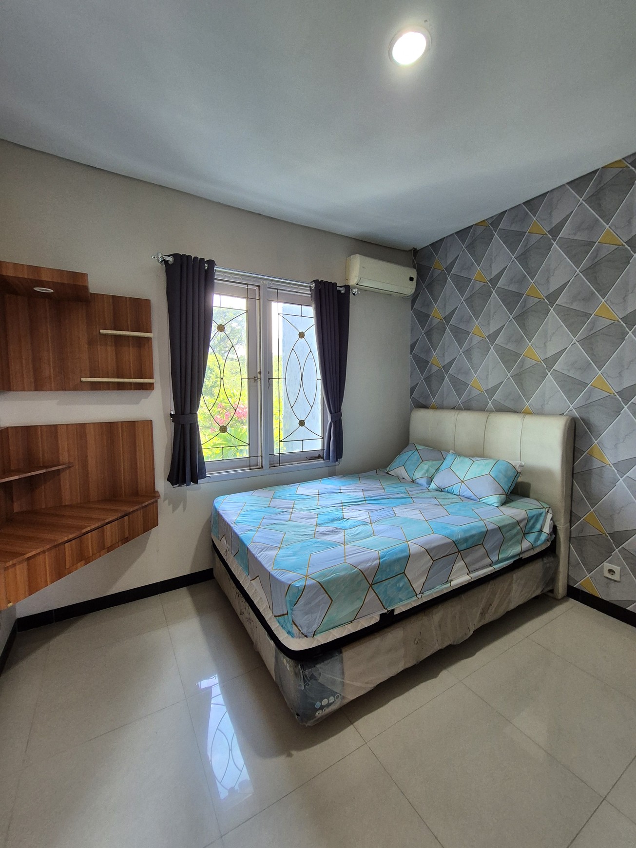 Disewakan Laguna Regency Full Furnish di Pakuwon City Surabaya Barat