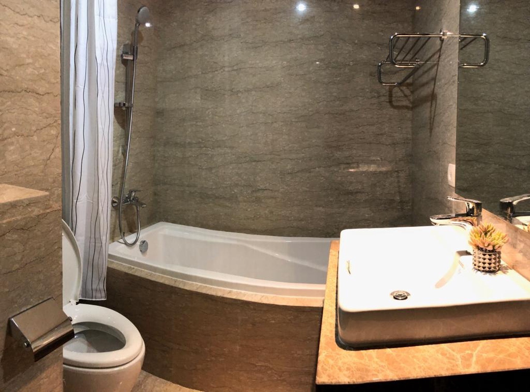 Dijual Apartment Saumata 2 BR Full Furnished di Tangerang