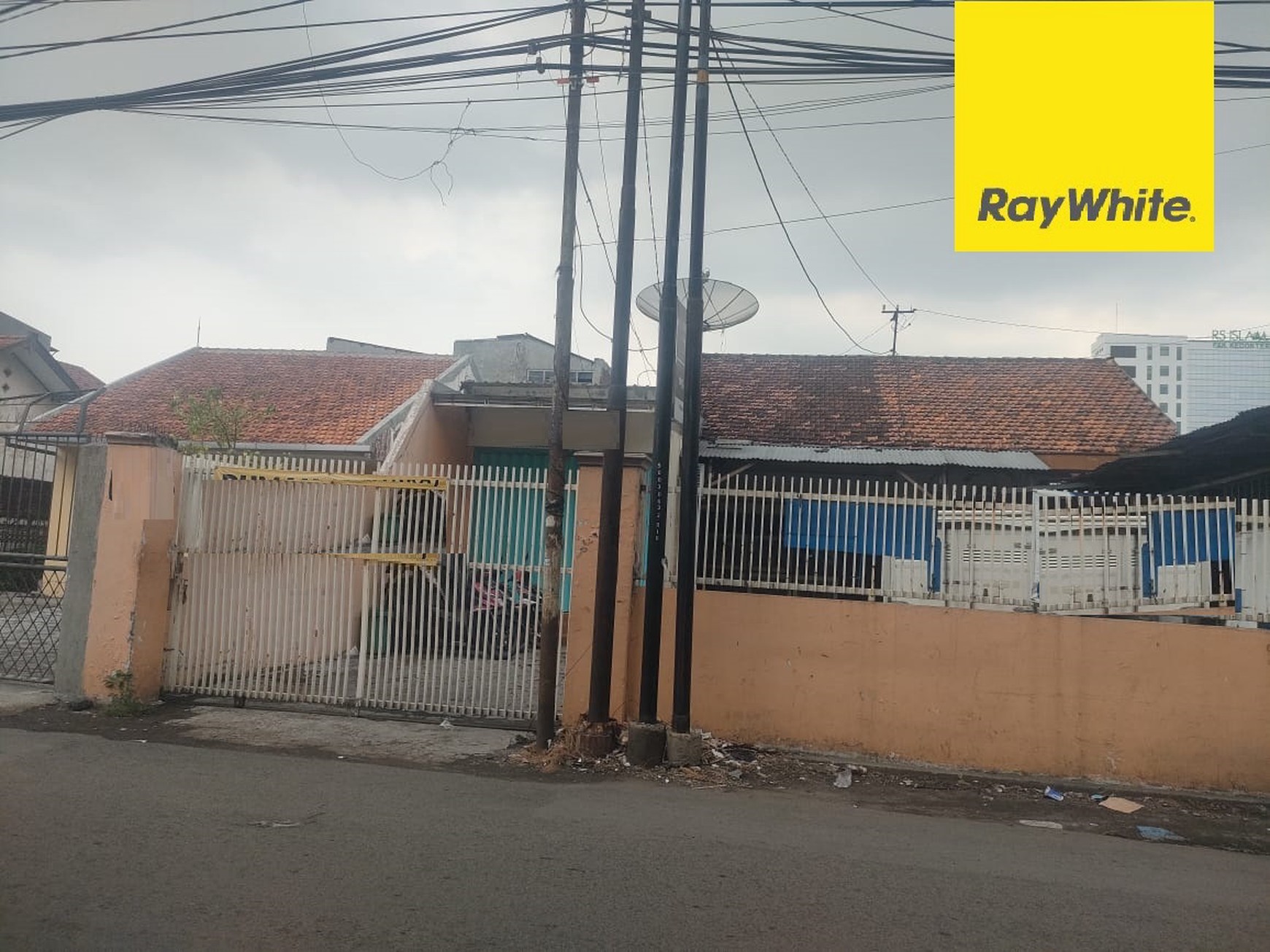 Dijual Rumah SHM di Jl Jetis Kulon Surabaya