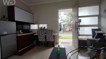 Rumah Disewakan Fully Furnished di Grand Wisata, Minimalis & Strategis.