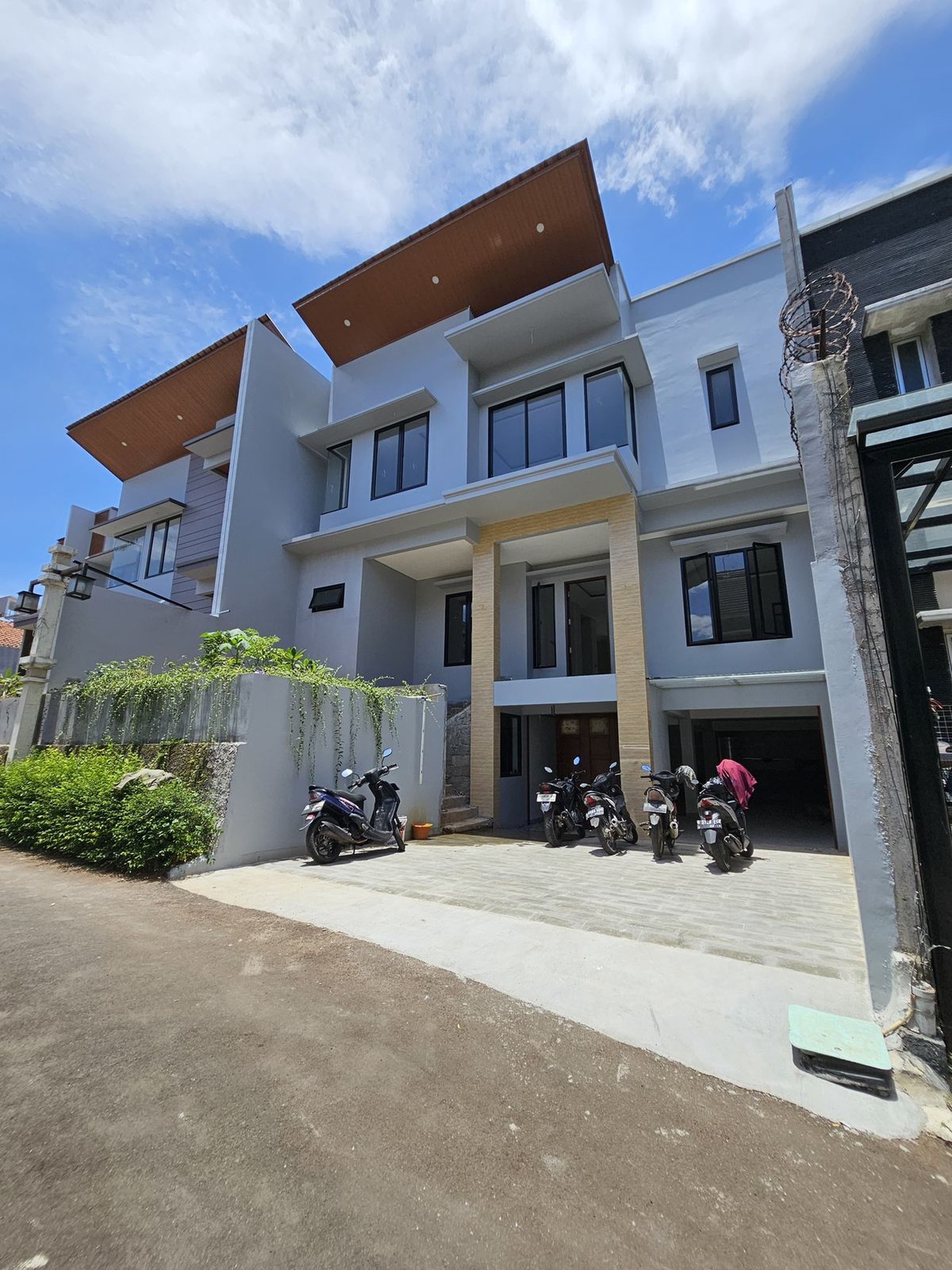 Rumah Bagus Di Mutiara Fatmawati Residence Jakarta Selatan