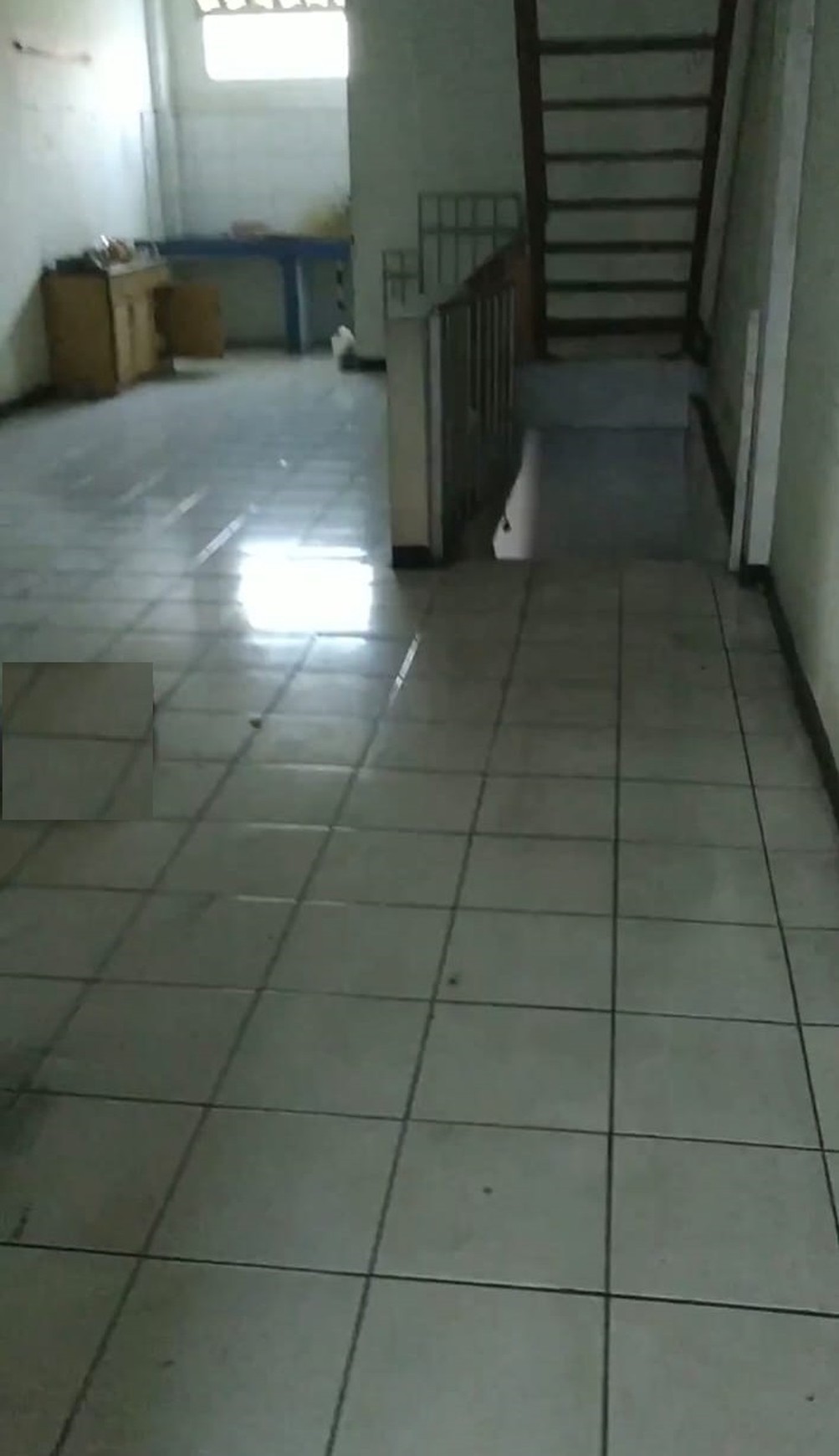 Ruko daerah commersil, cocok untuk usaha di Ciputat