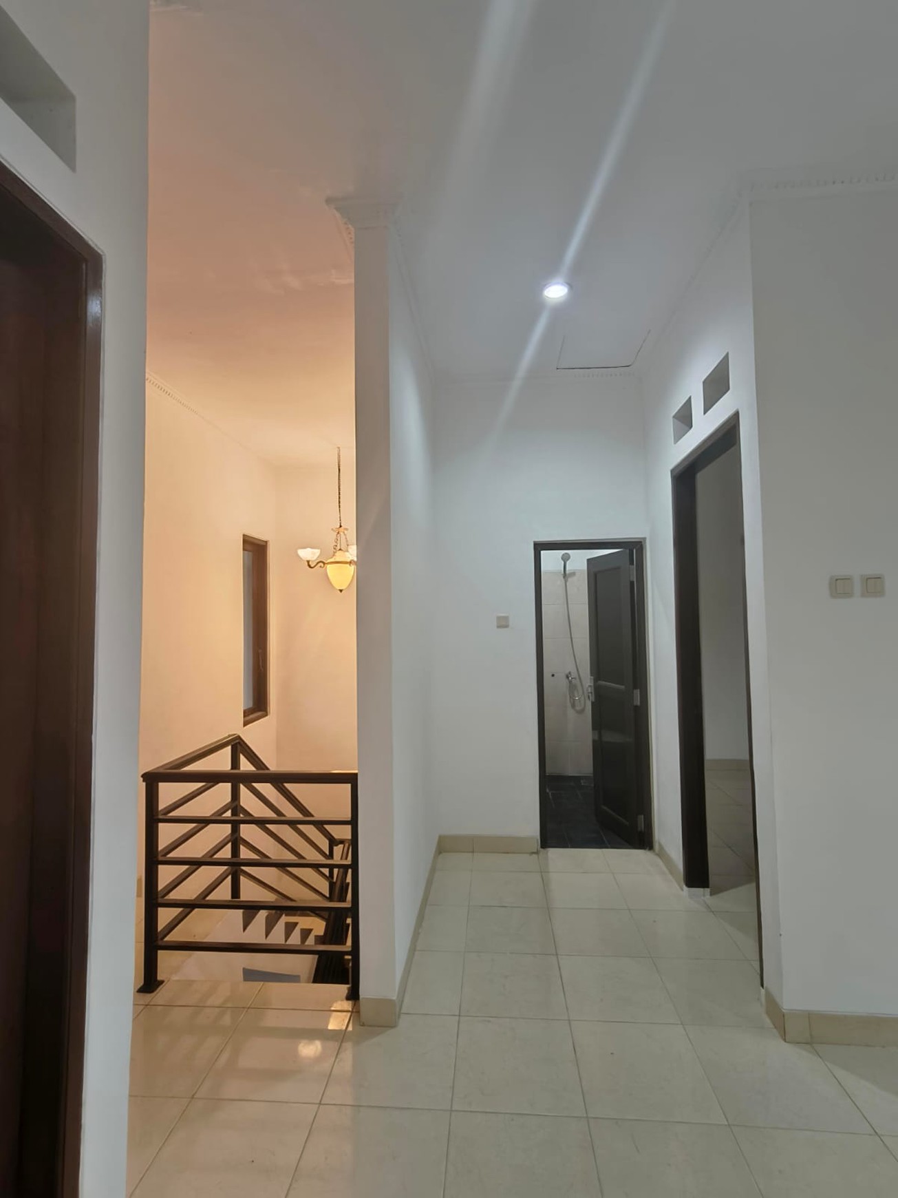 Rumah Bagus Di Jl Swadaya Pondok Aren Tangerang Selatan