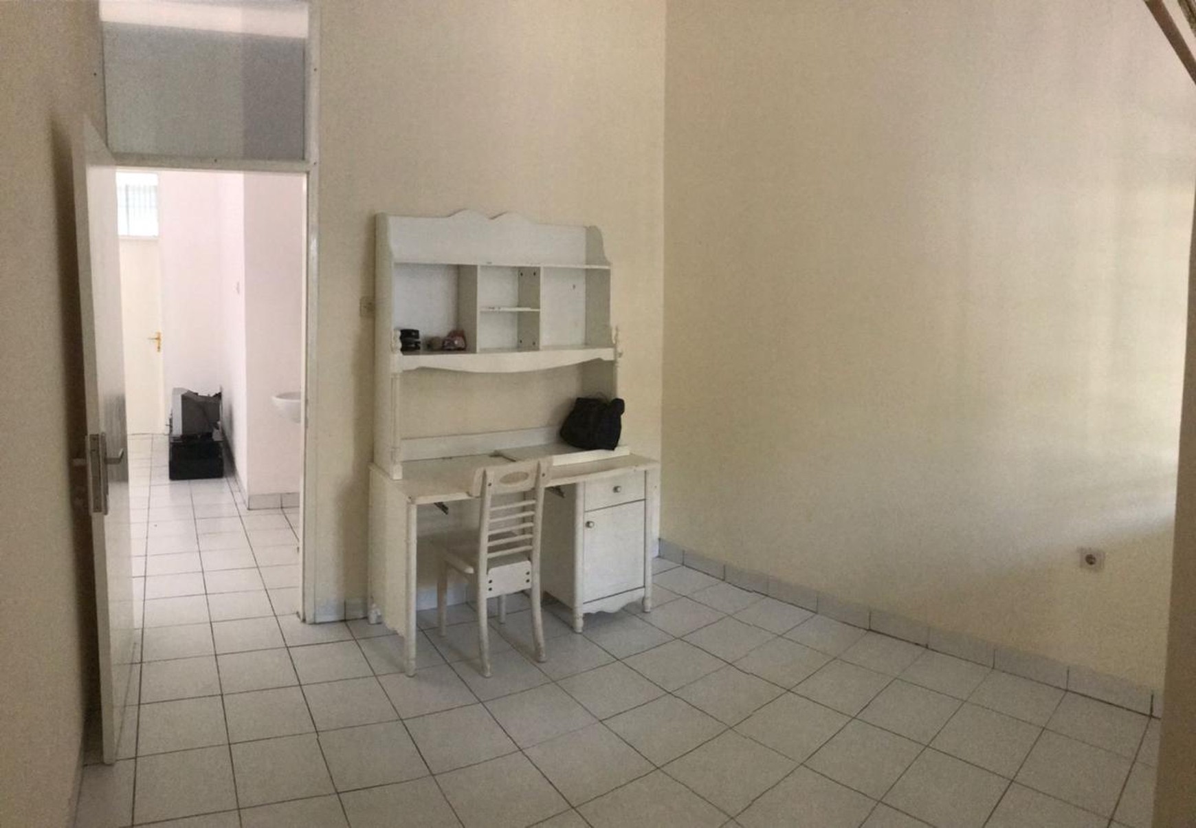 Flash Sale. Rumah luas di Villa Melati Mas, Serpong