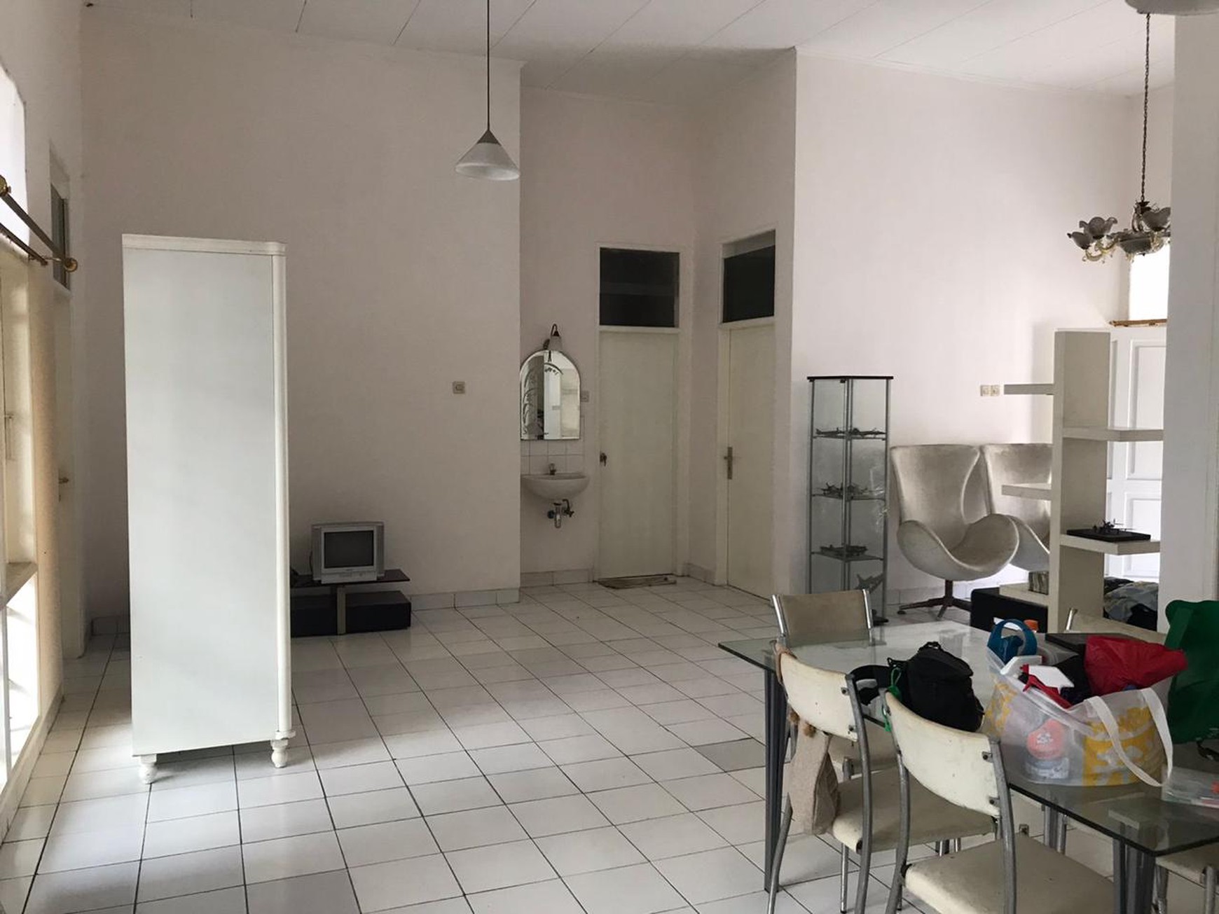 Flash Sale. Rumah luas di Villa Melati Mas, Serpong