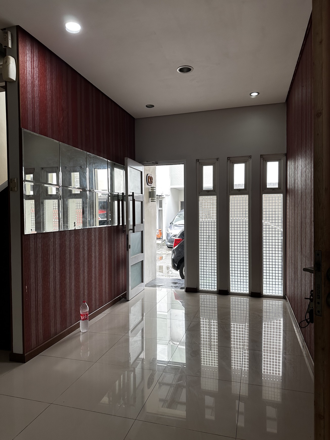 Rumah Bagus Di Palm Maissonette Ciputat Tangerang Selatan