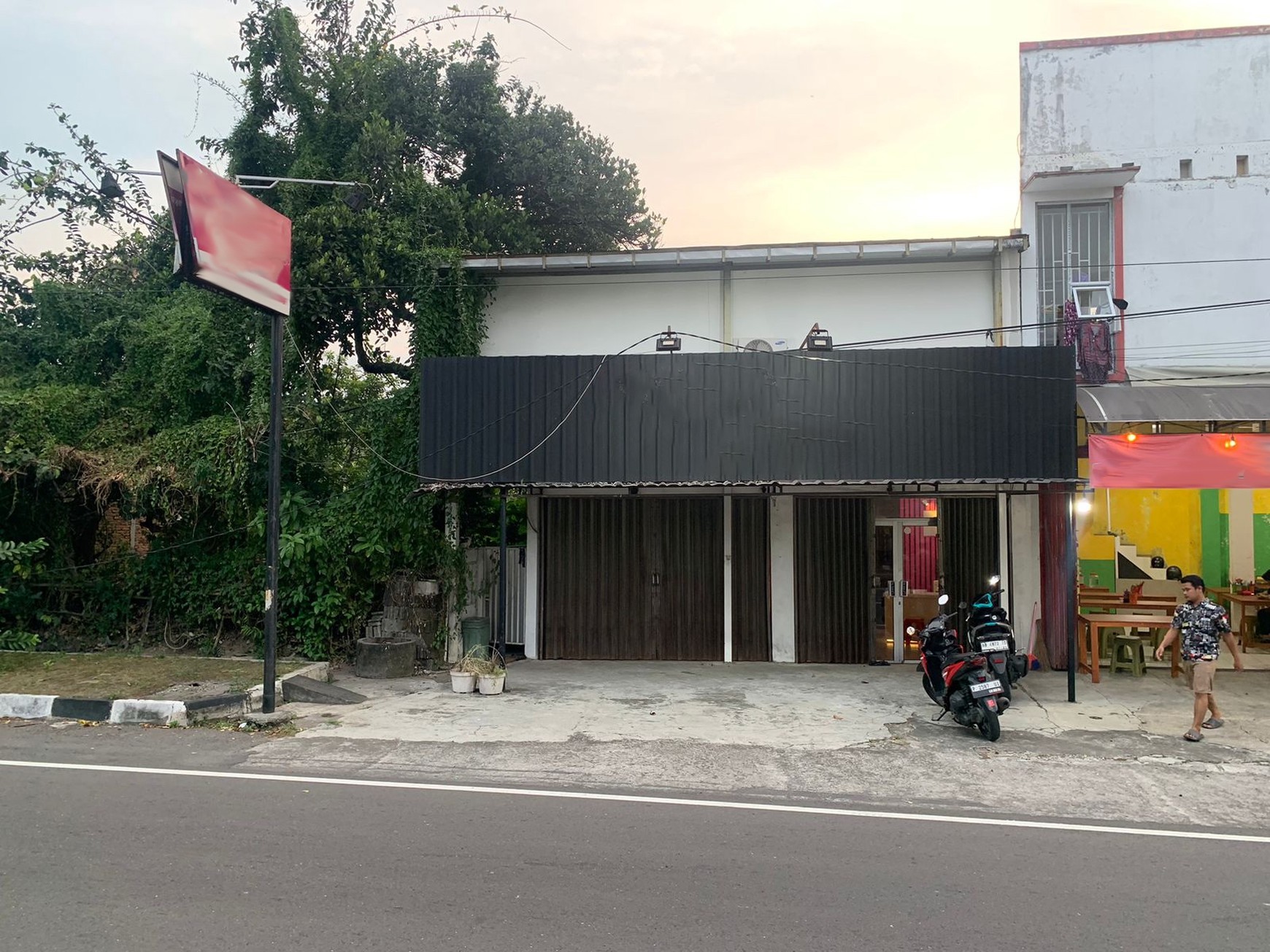 Ruko Di Pinggir Jalan Magelang Km 9,9 Sleman
