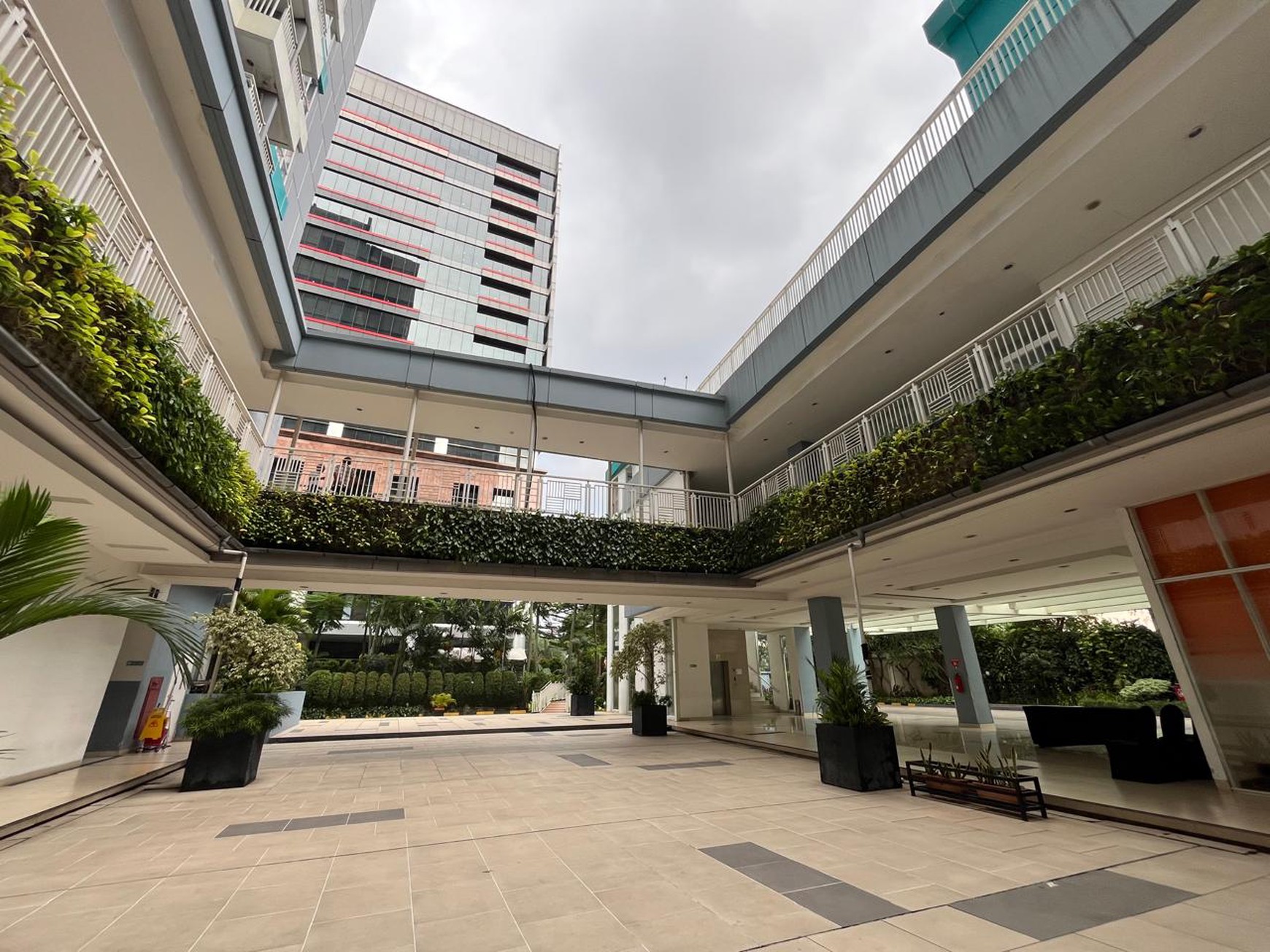 Apartemen The H Residence 2BR Full Furnished Lantai 20 Cawang