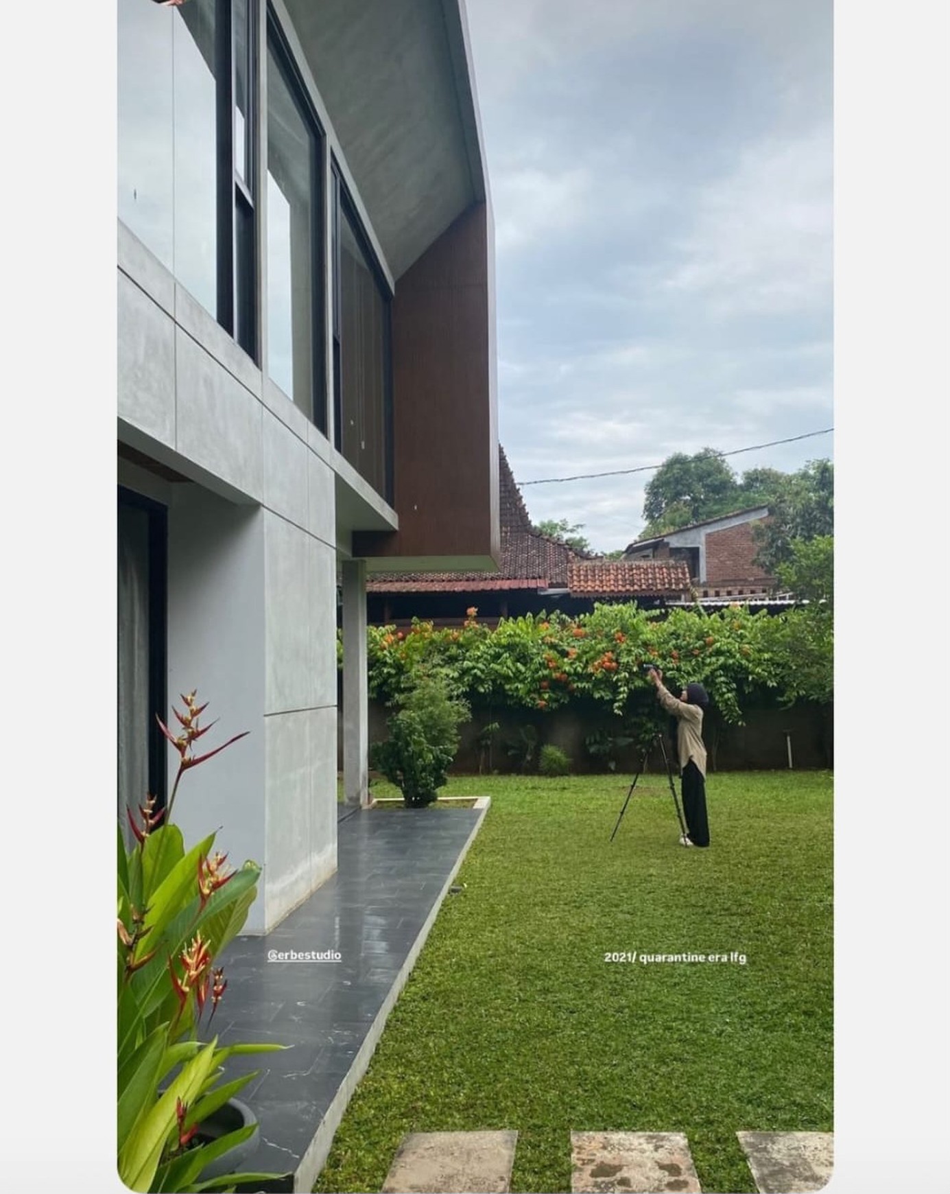 TURUN HARGA Rumah Cantik Kokoh 2 Lantai di Cibubur 