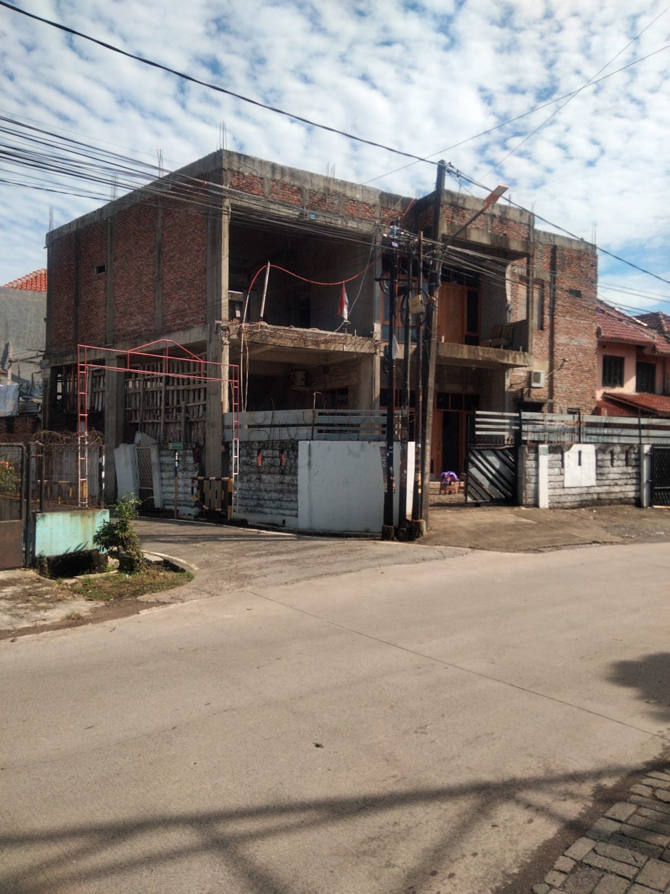 Rumah 2 Lantai di Lumbu Barat Raya Bekasi 