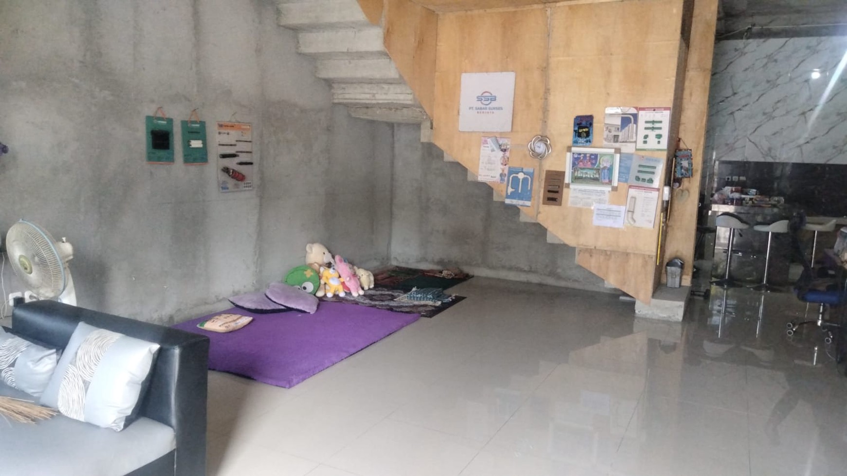 Rumah 2 Lantai di Lumbu Barat Raya Bekasi 