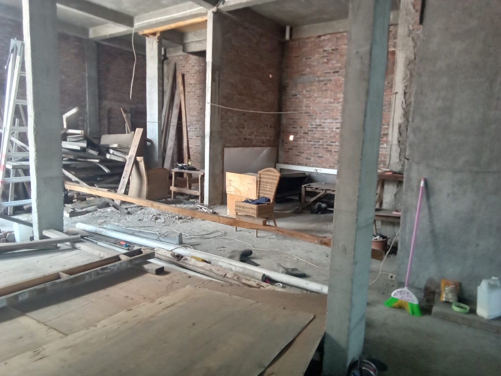 Rumah 2 Lantai di Lumbu Barat Raya Bekasi 