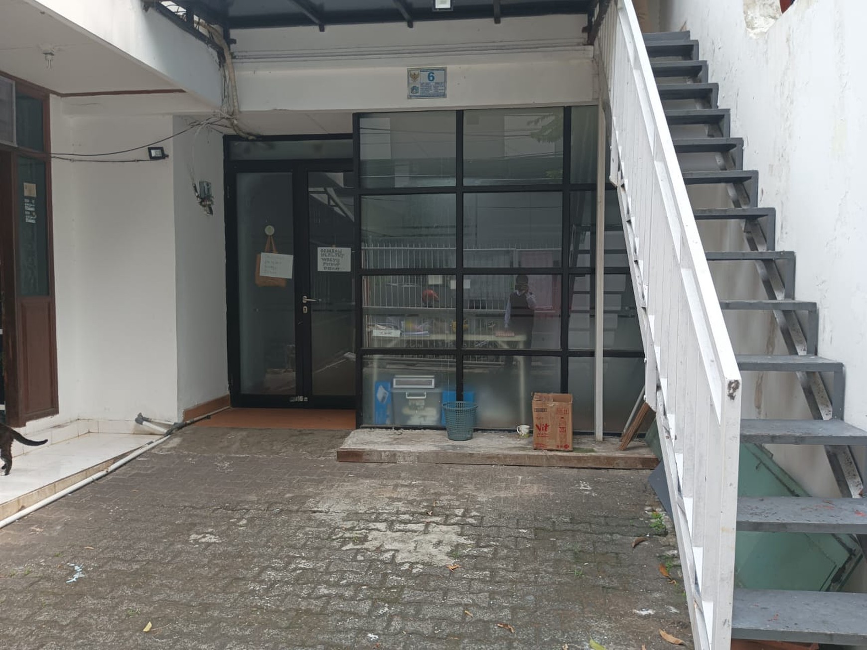 Rumah 2 Lantai LT 70 m2 an di Tebet