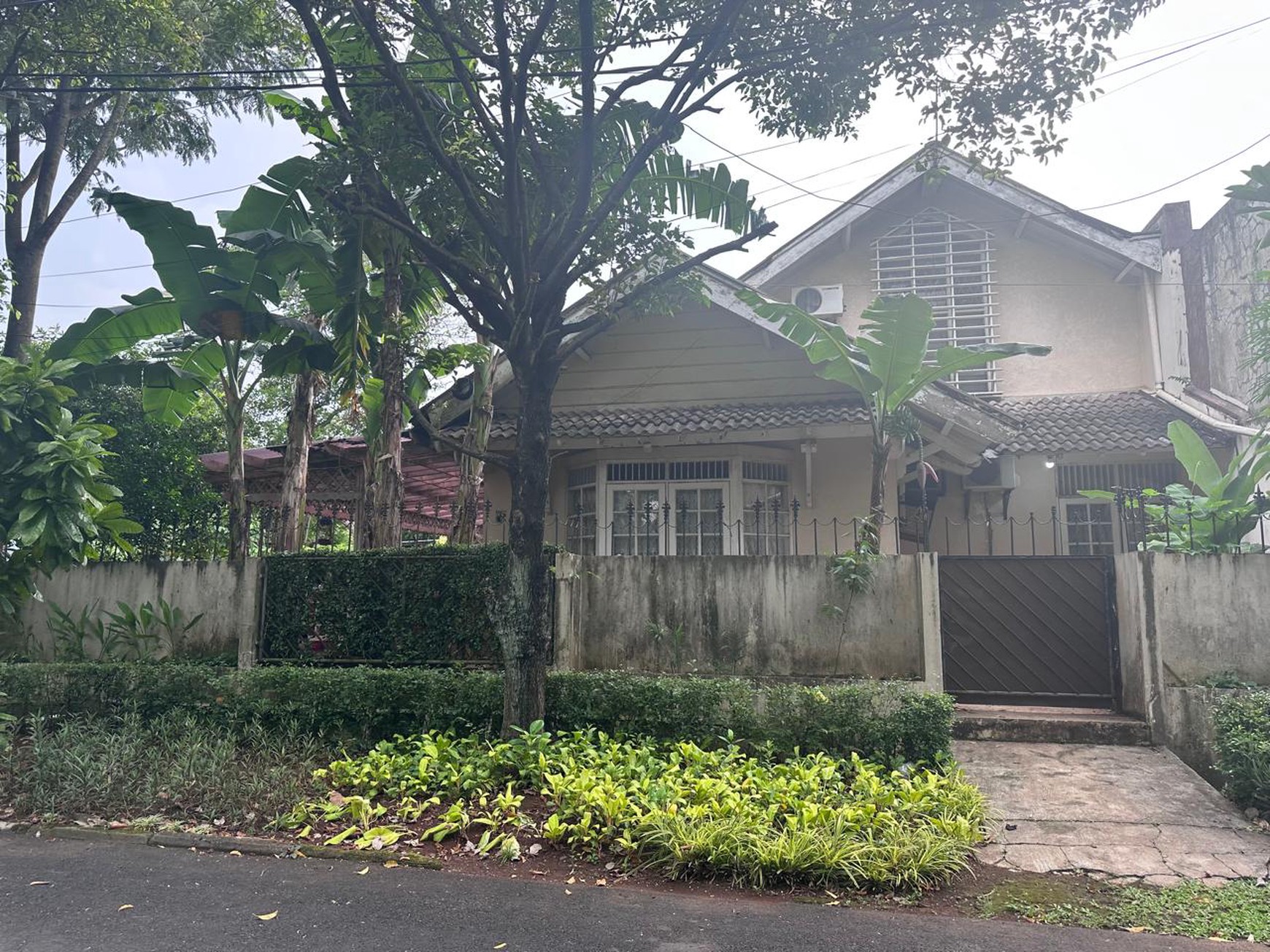 Rumah Bagus Di Jl Kenari Raya Bintaro Jaya Jakarta Selatan