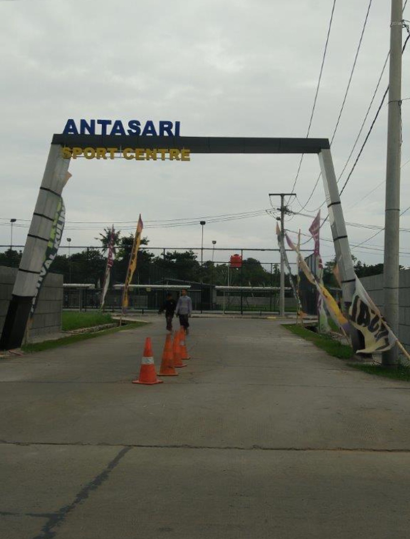 Rumah Hoek dalam Cluster South Antasari - Grand Residence City, Burangkeng, Setu, Bekasi