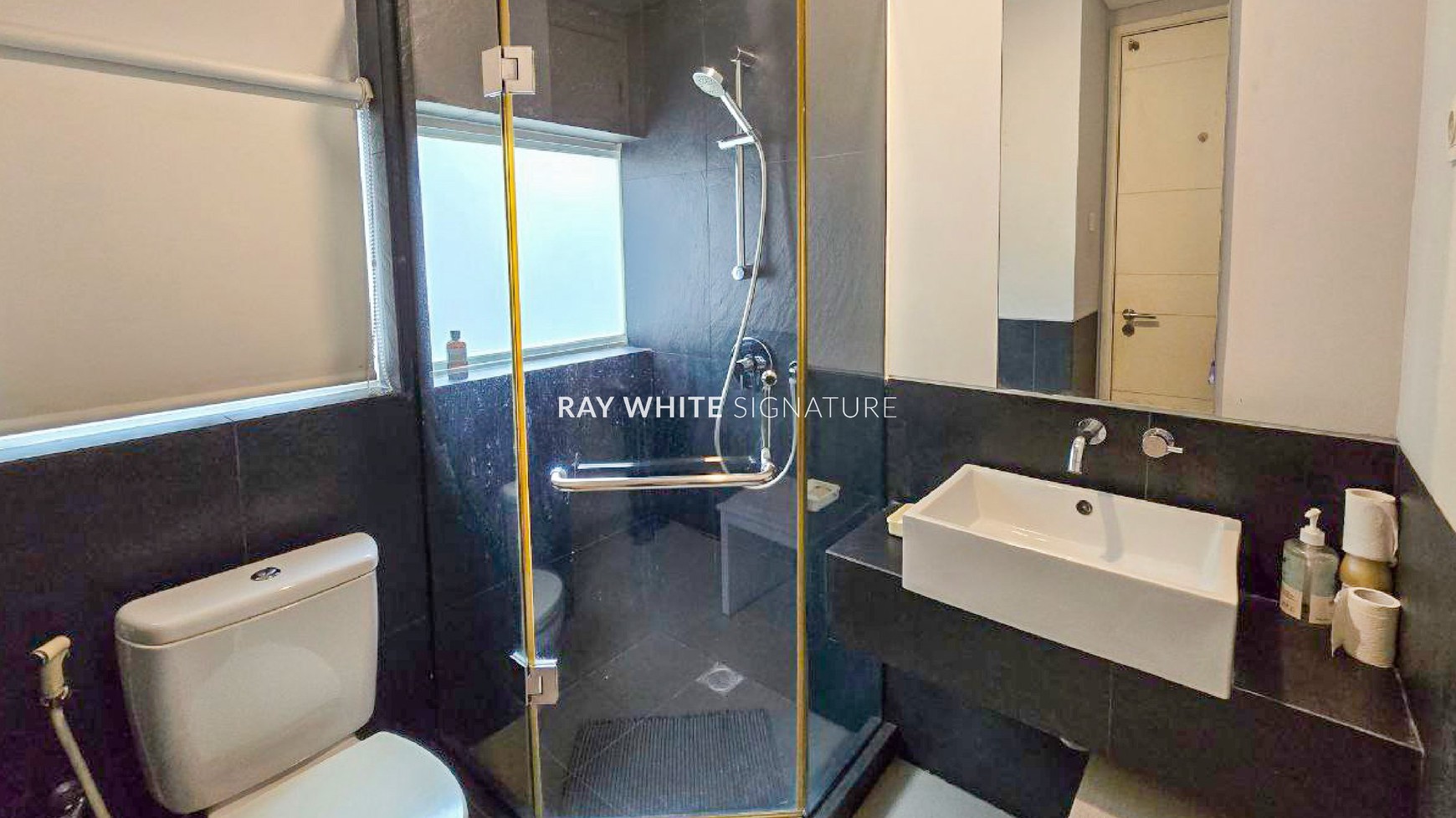 Dijual Apartemen One Park Residence Tower C 2BR Lantai Rendah