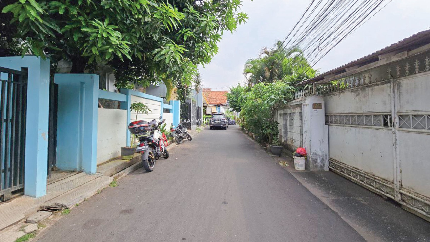 Dijual Rumah Tinggal Strategis Siap Huni di Jl Duren Tiga Indah Area Pancoran