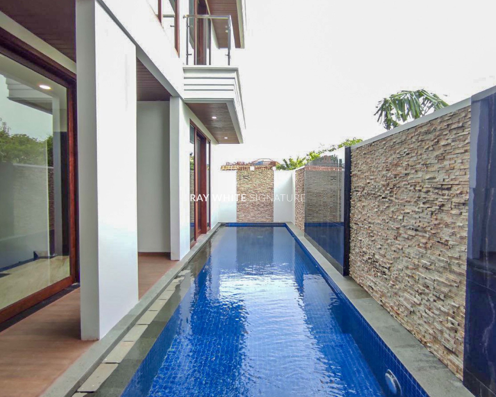 Dijual Rumah Brand New Luxurious Home di Kebagusan, Jakarta Selatan