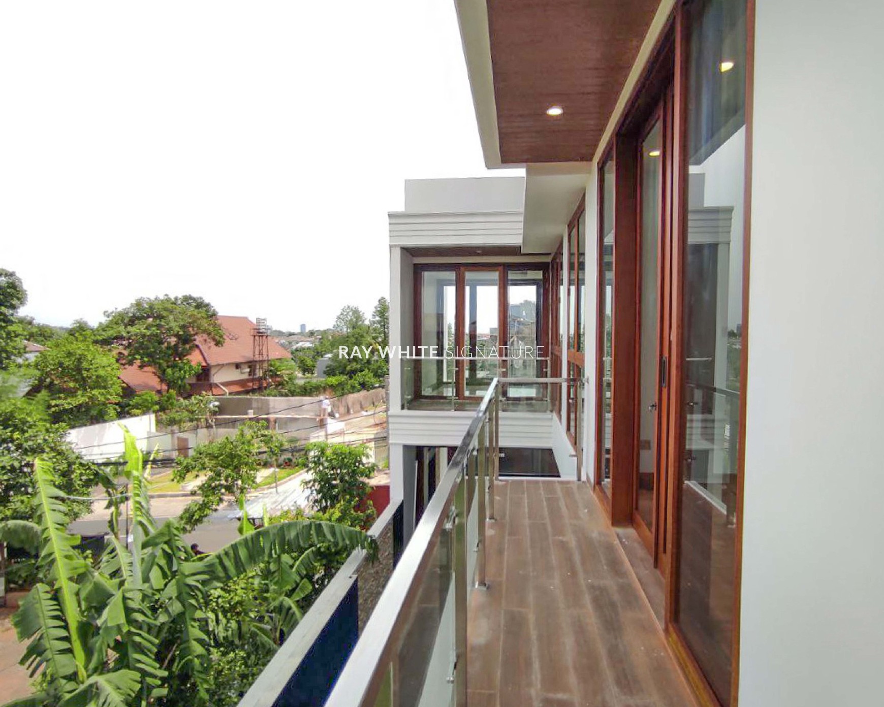 Dijual Rumah Brand New Luxurious Home di Kebagusan, Jakarta Selatan