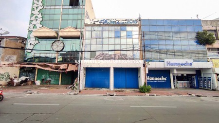 Disewakan Ruko 3 Lantai di Jl Angkasa, Gunung Sahari