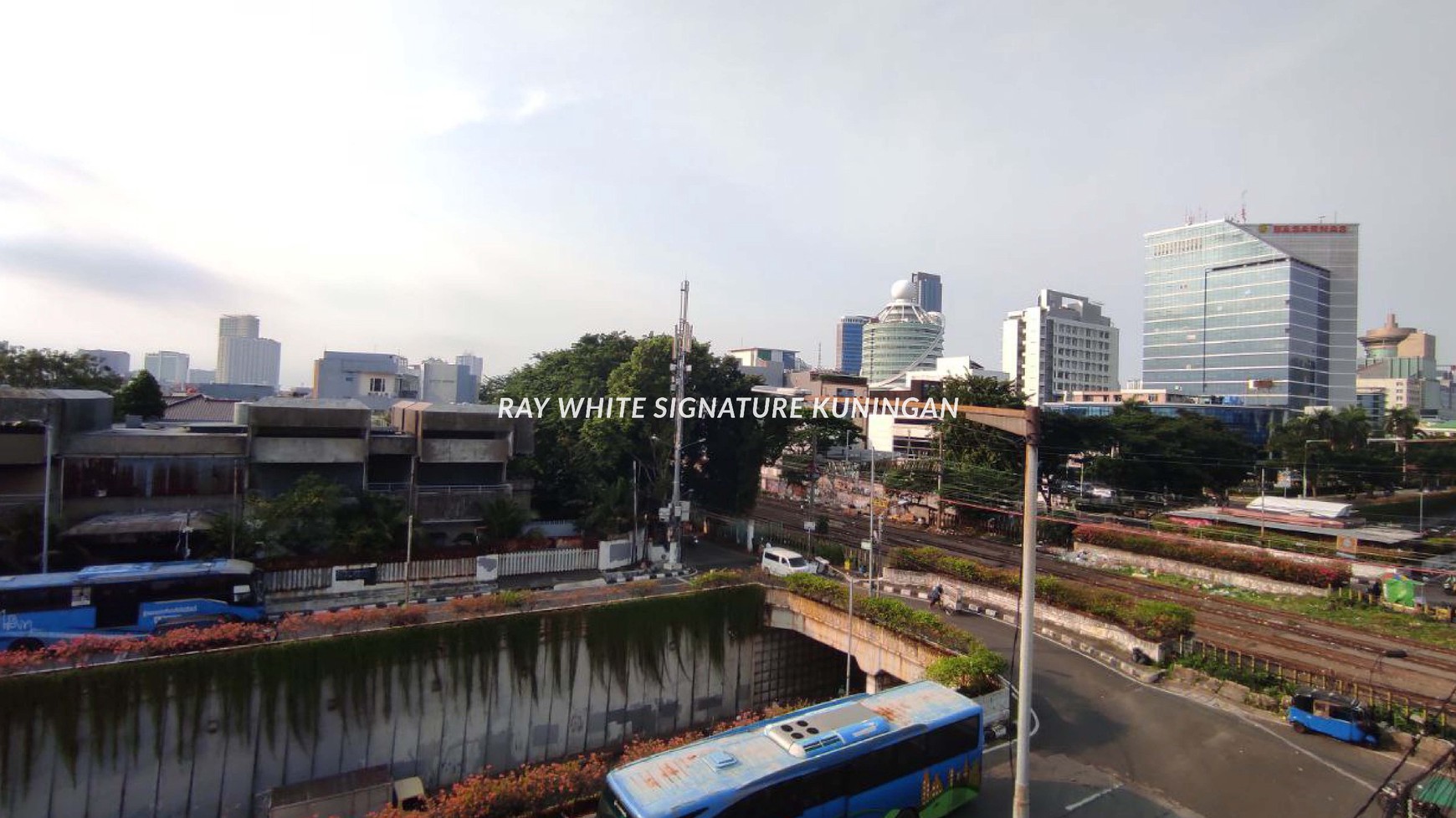 Disewakan Ruko 3 Lantai di Jl Angkasa, Gunung Sahari